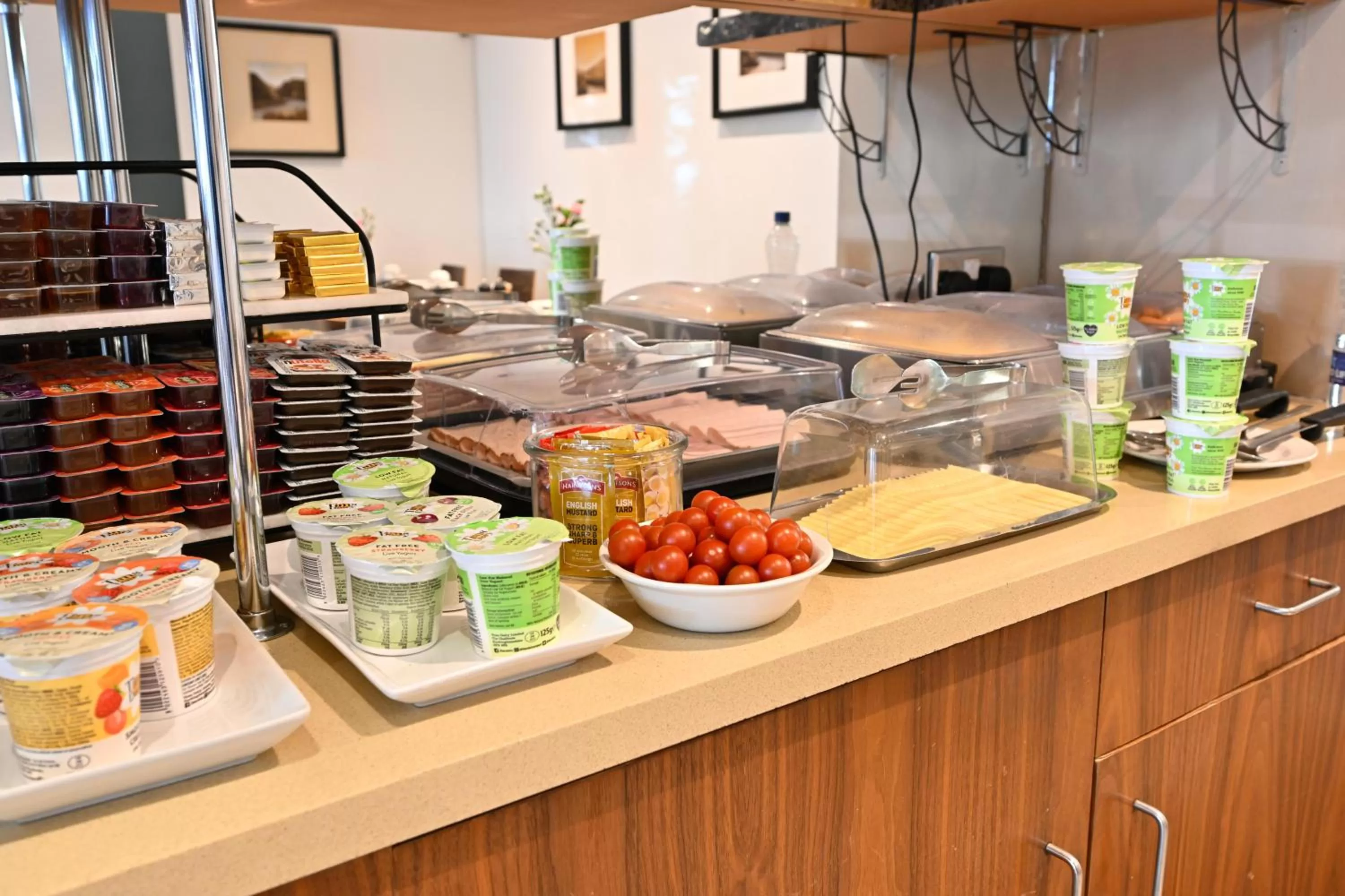 Buffet breakfast in Kensington Court Hotel - Earls Court