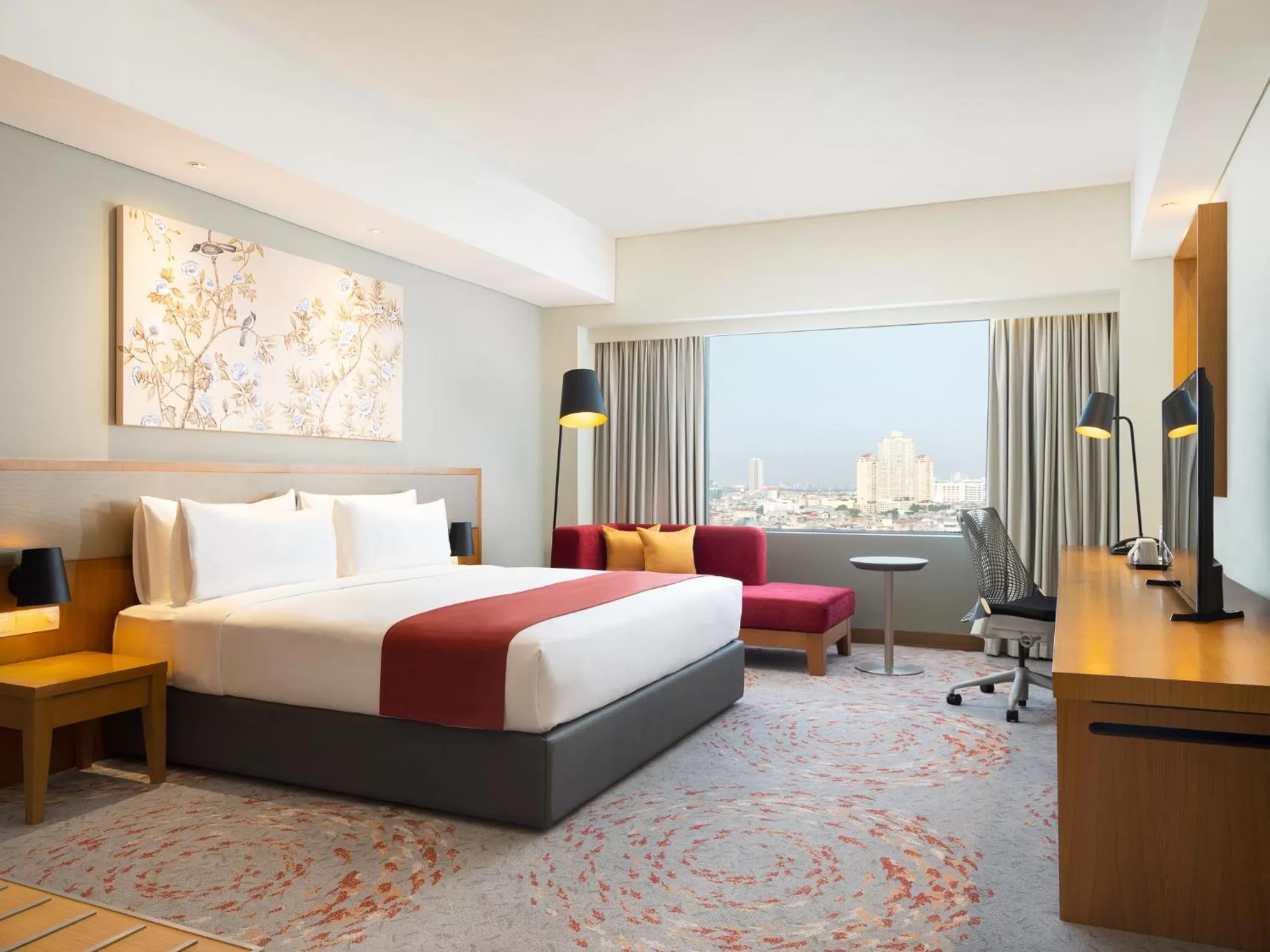 Bed in Holiday Inn & Suites Jakarta Gajah Mada by IHG