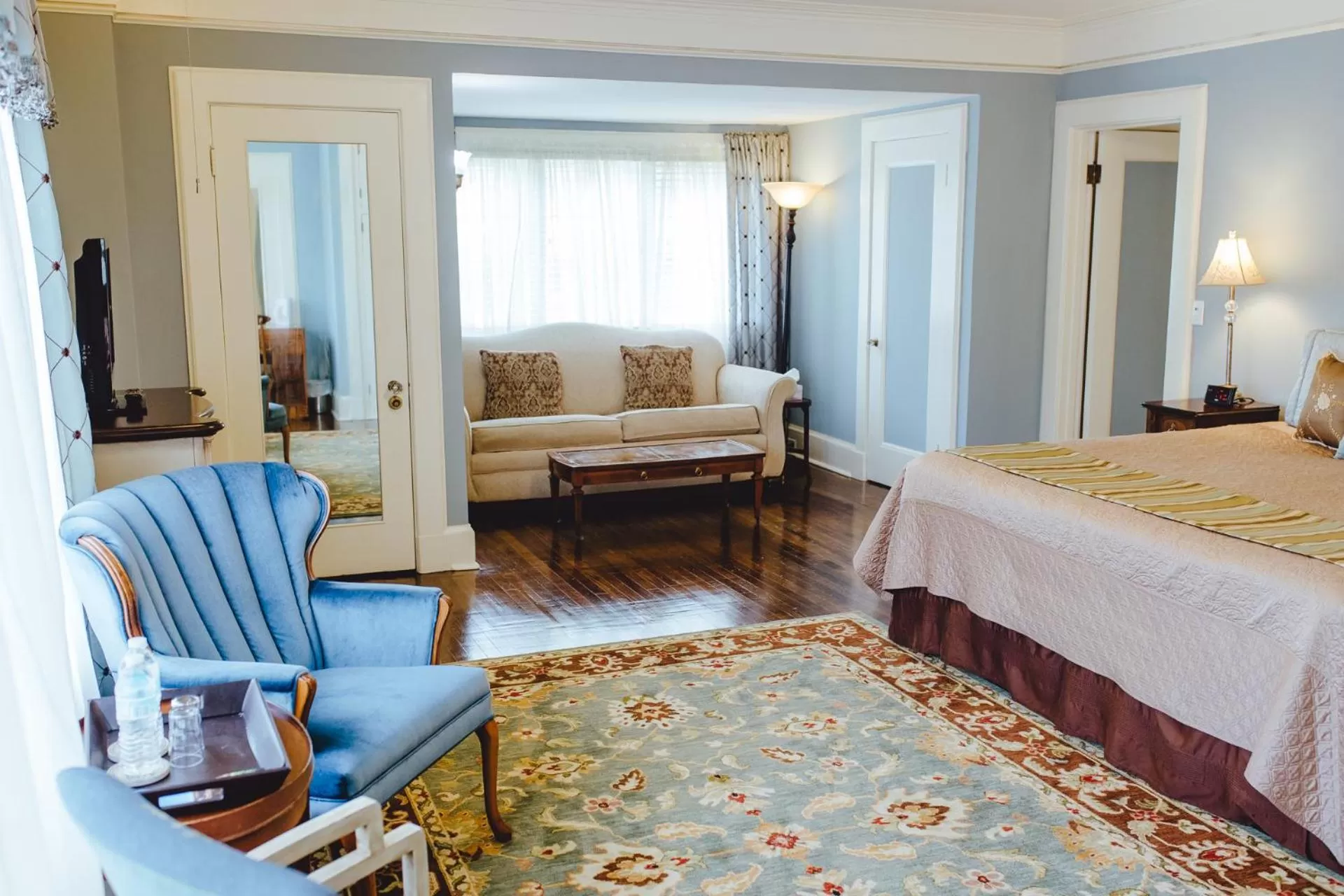 Bed in Leonard at Logan House