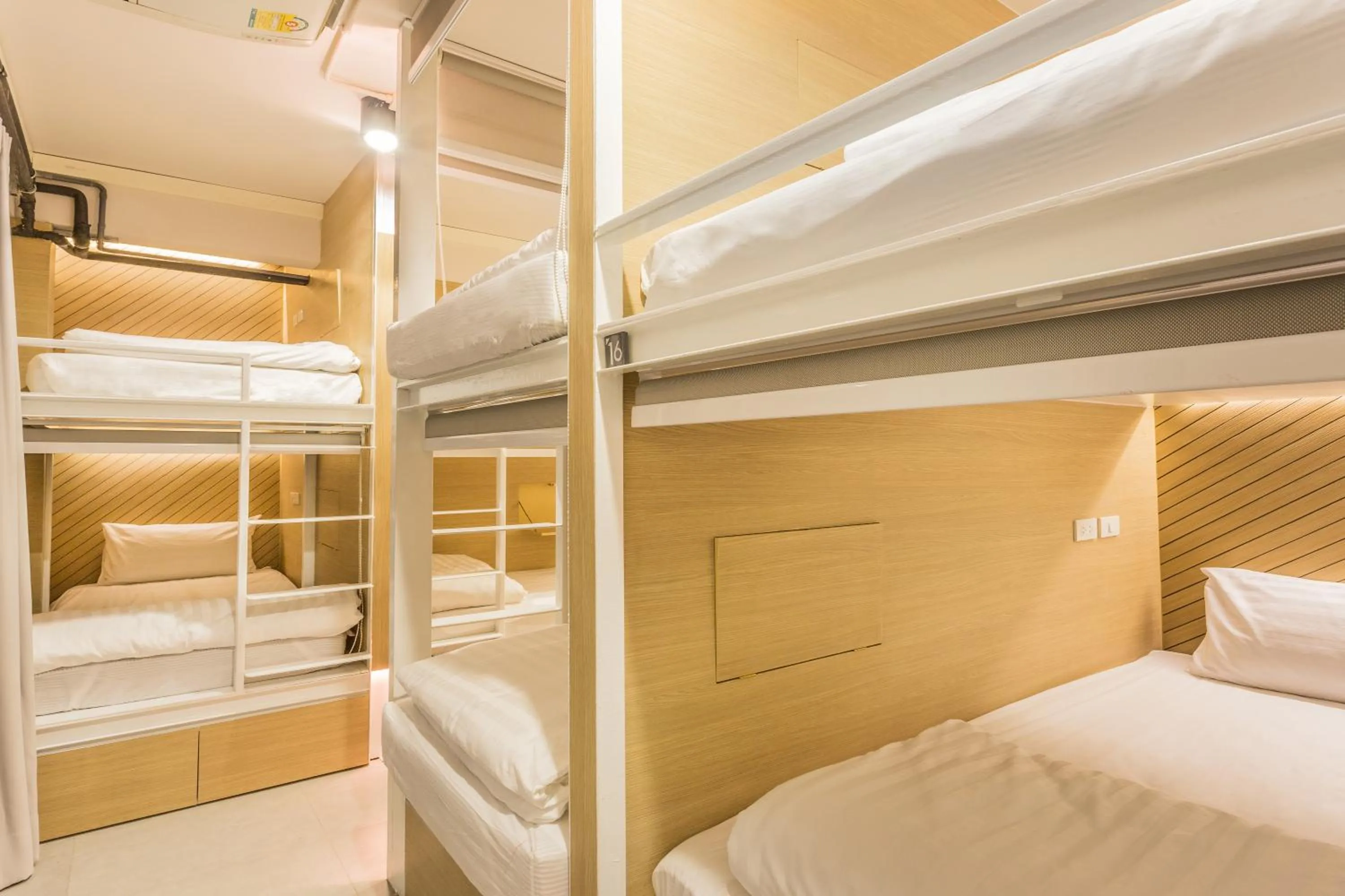 bunk bed, Bed in Snoozz Hotel Krabi