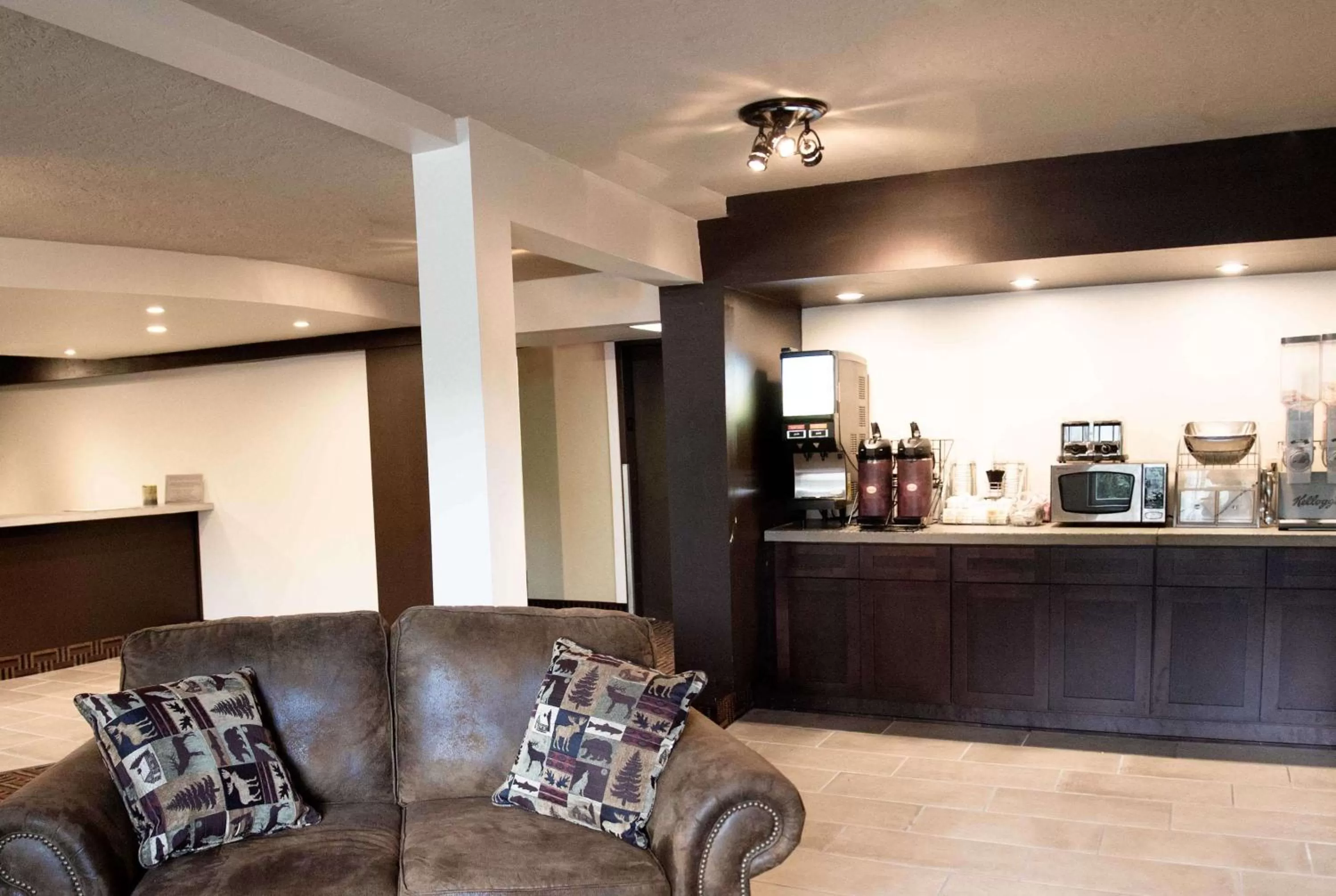 Lobby or reception in Super 8 by Wyndham Juneau