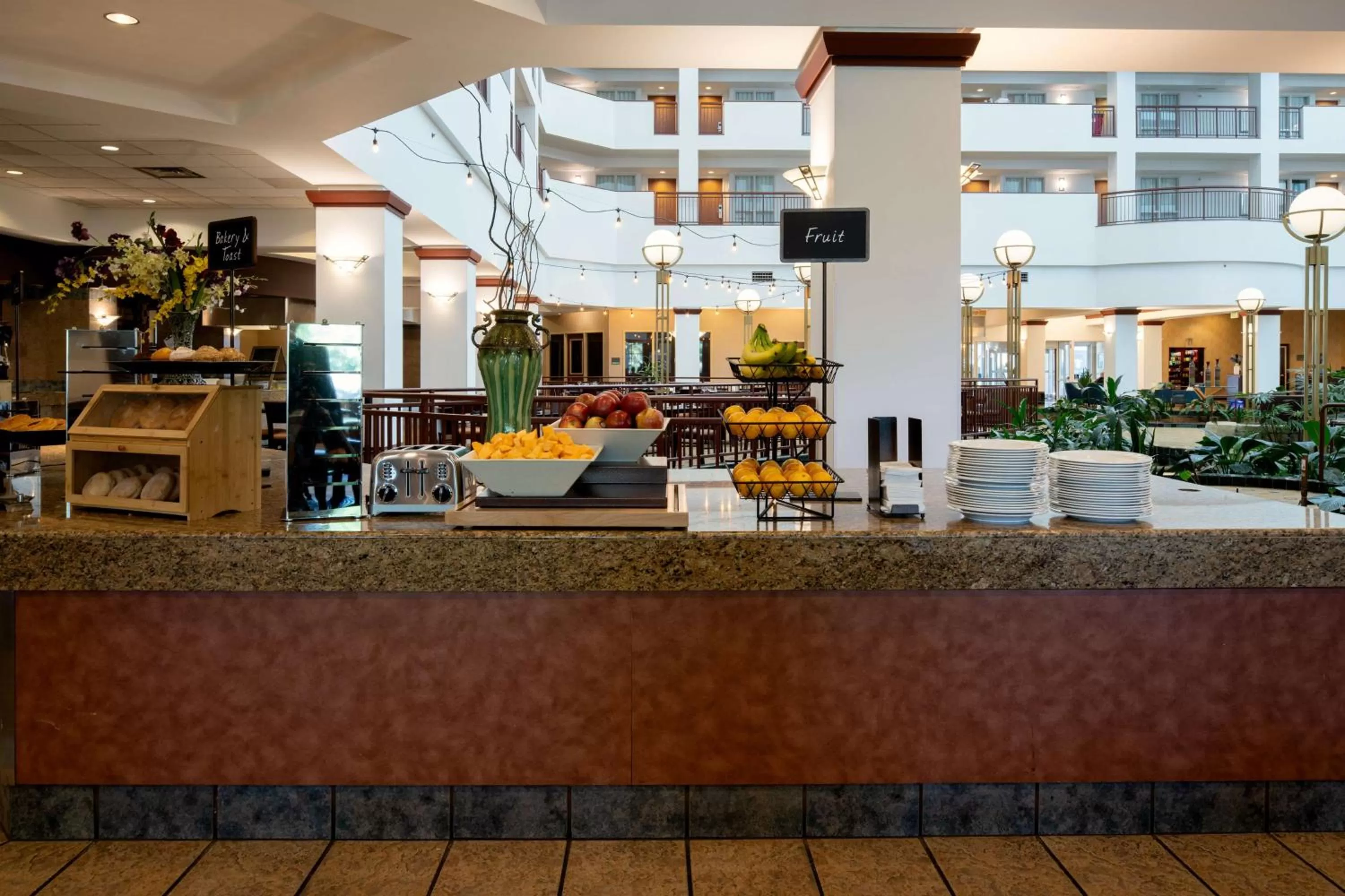 Breakfast in Embassy Suites by Hilton Portland Airport