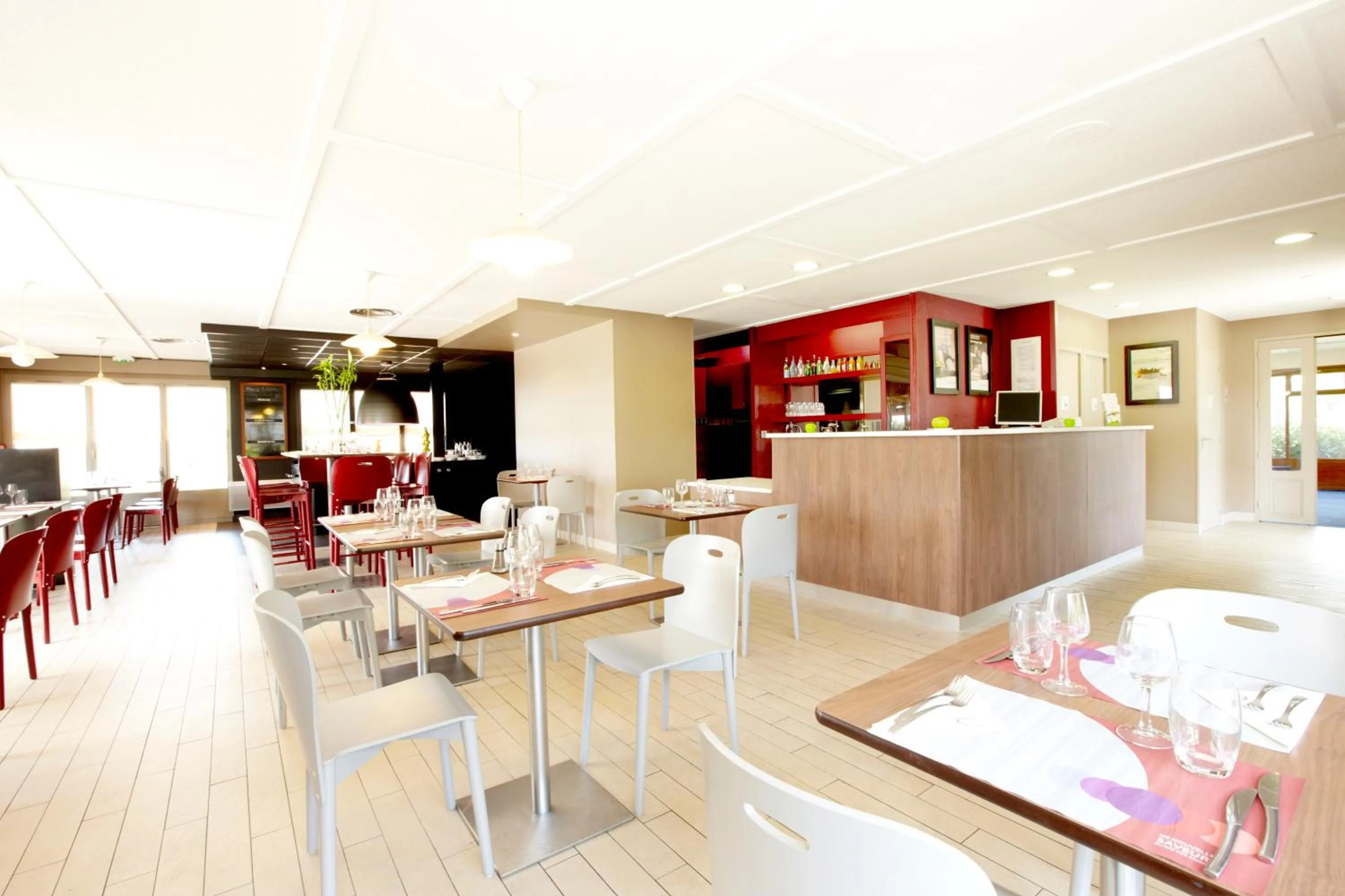 Restaurant/places to eat in Campanile Salon-De-Provence