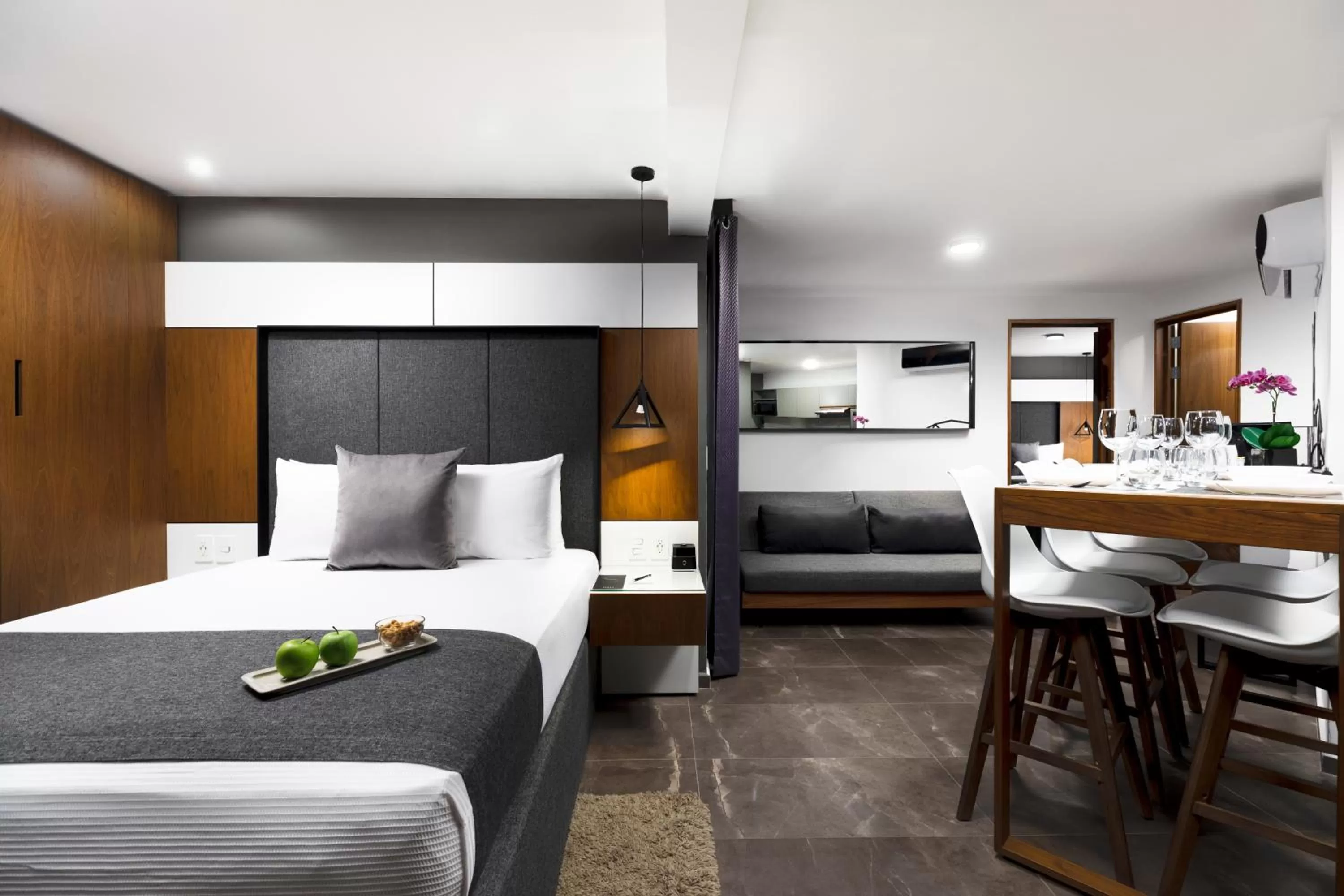 Photo of the whole room, Bed in Seven Boutique Apartments Cancún