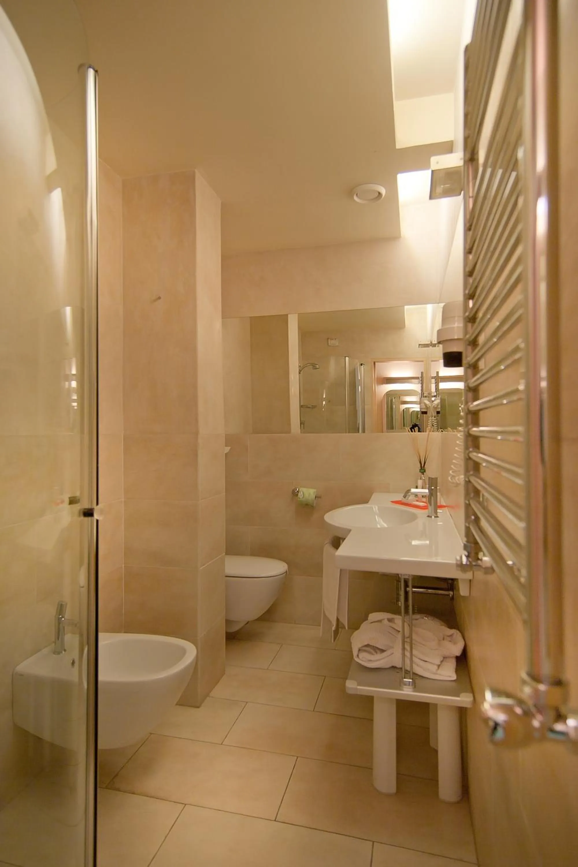 Single Room in Albergo Celide