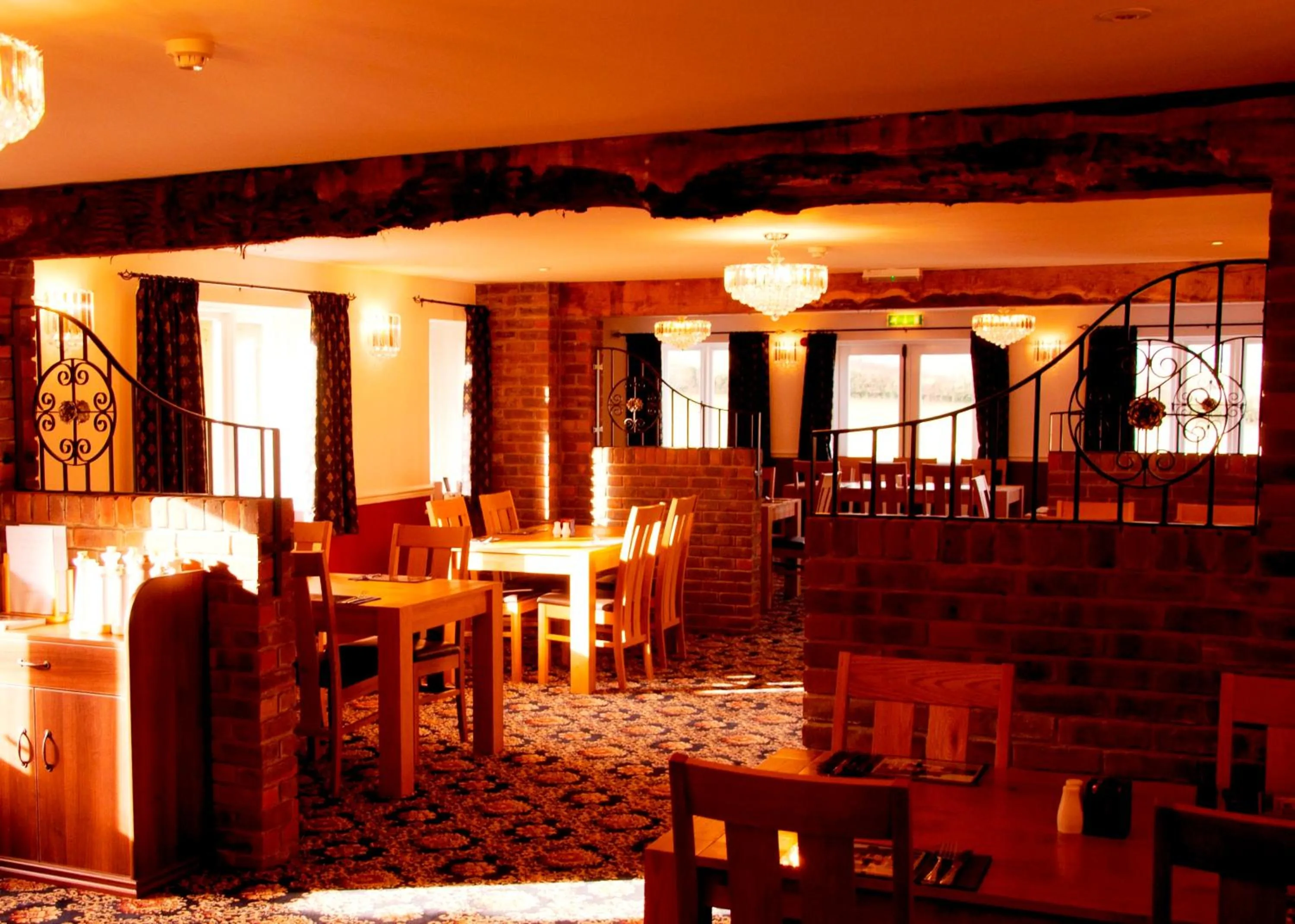 Restaurant/places to eat in New Inn - Dorchester