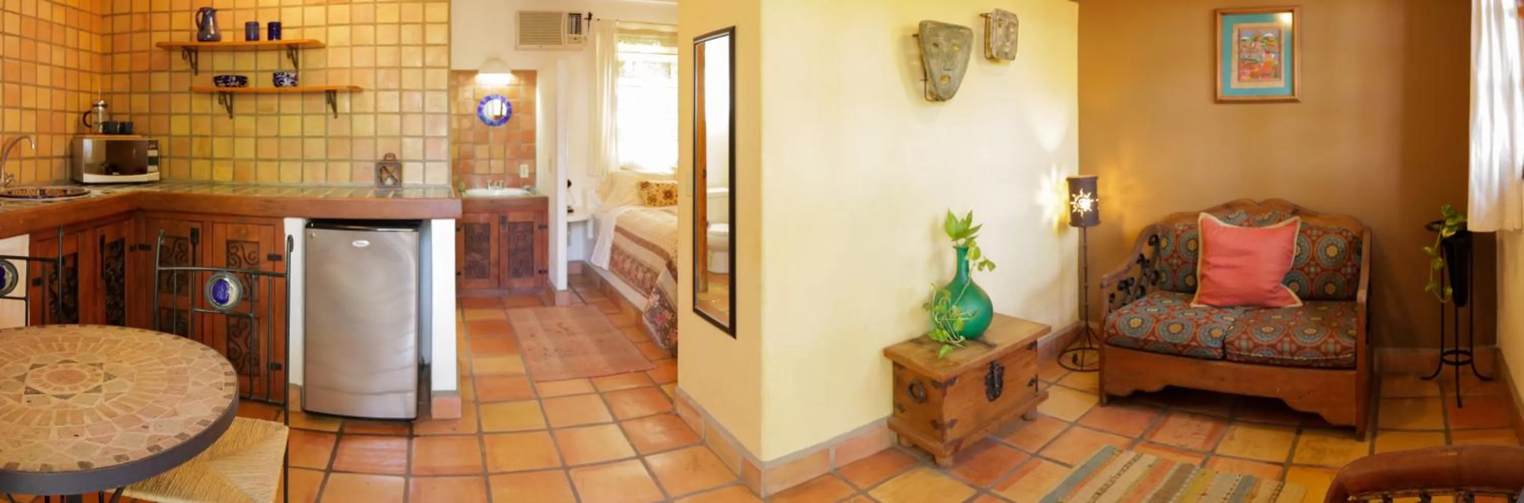 Photo of the whole room in The Bungalows Hotel