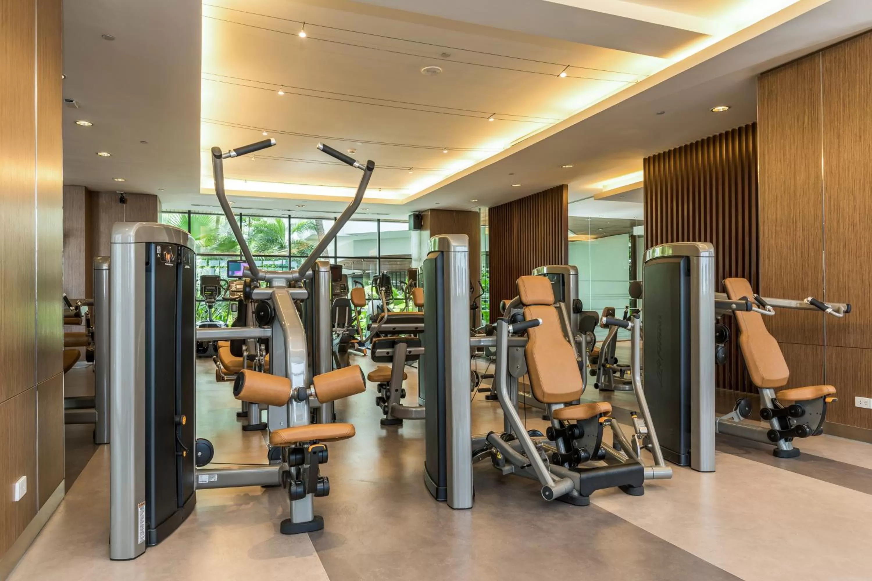 Fitness centre/facilities in Chatrium Sathon Bangkok