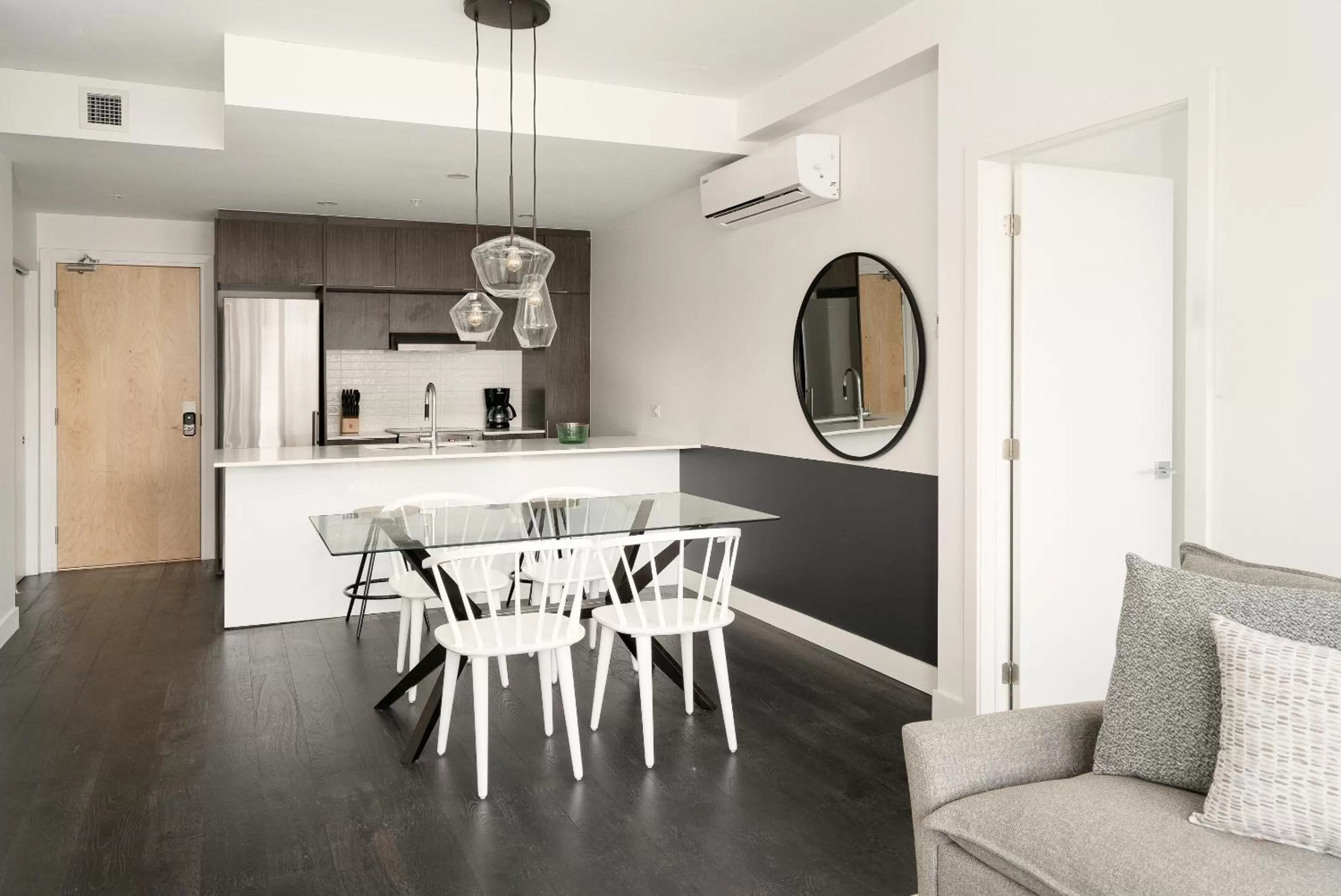 Living room, Dining Area in Sonder at The Richmond