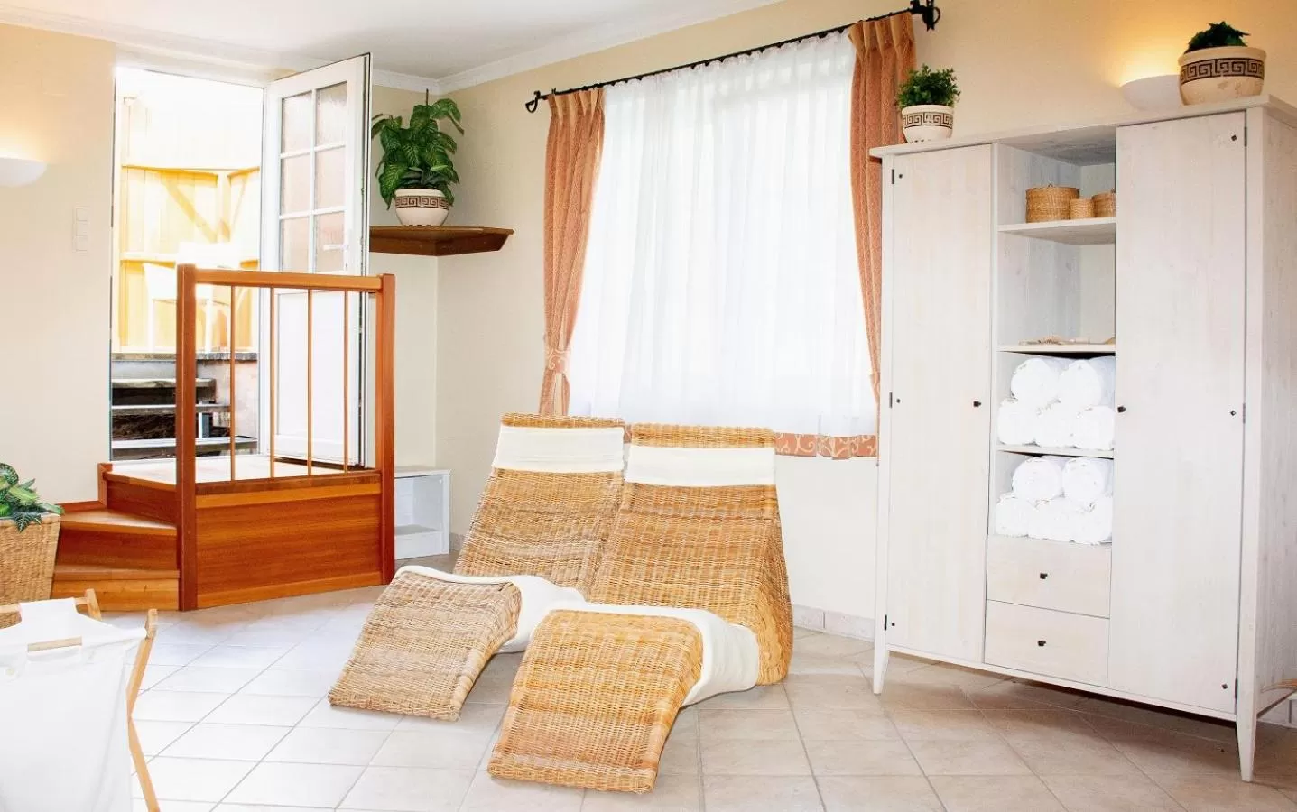 Sauna in BIRKENHOF GOLS - B & B - Wohlfühl Hotel mit Wochenend-Restaurant