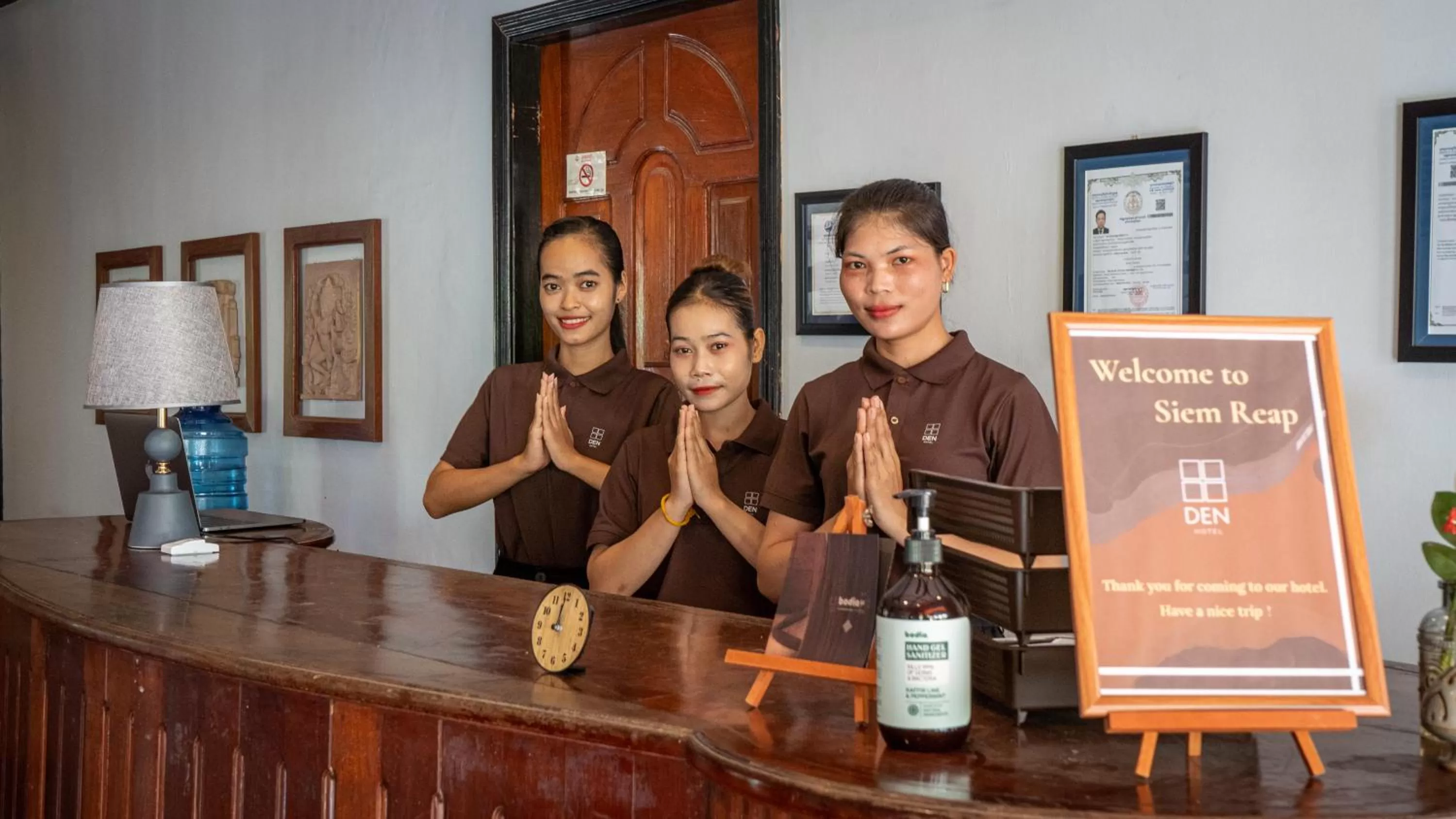 DEN HOTEL TOTONOU SIEM REAP