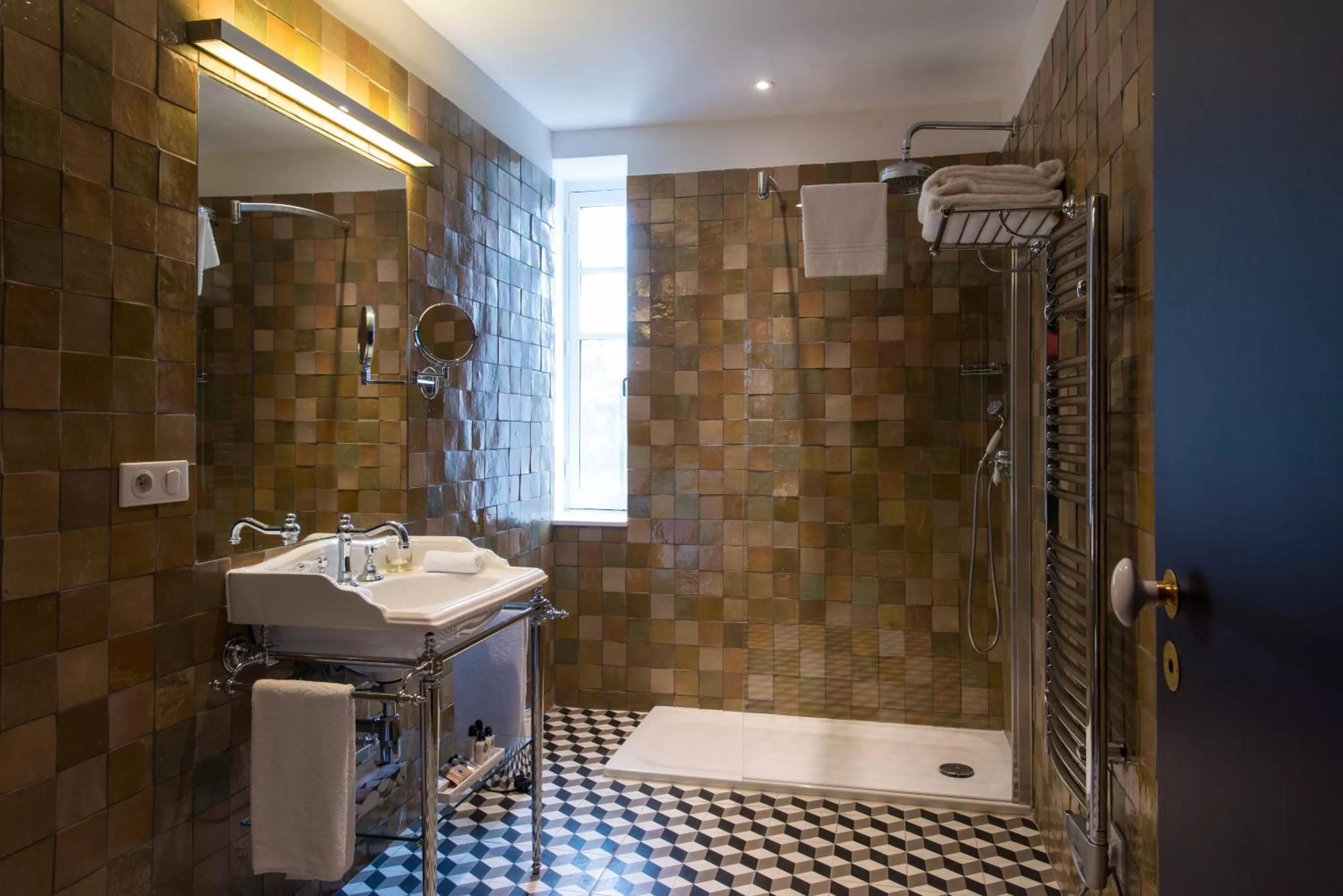 Shower in Jules César Hotel & Spa Arles - MGallery Collection