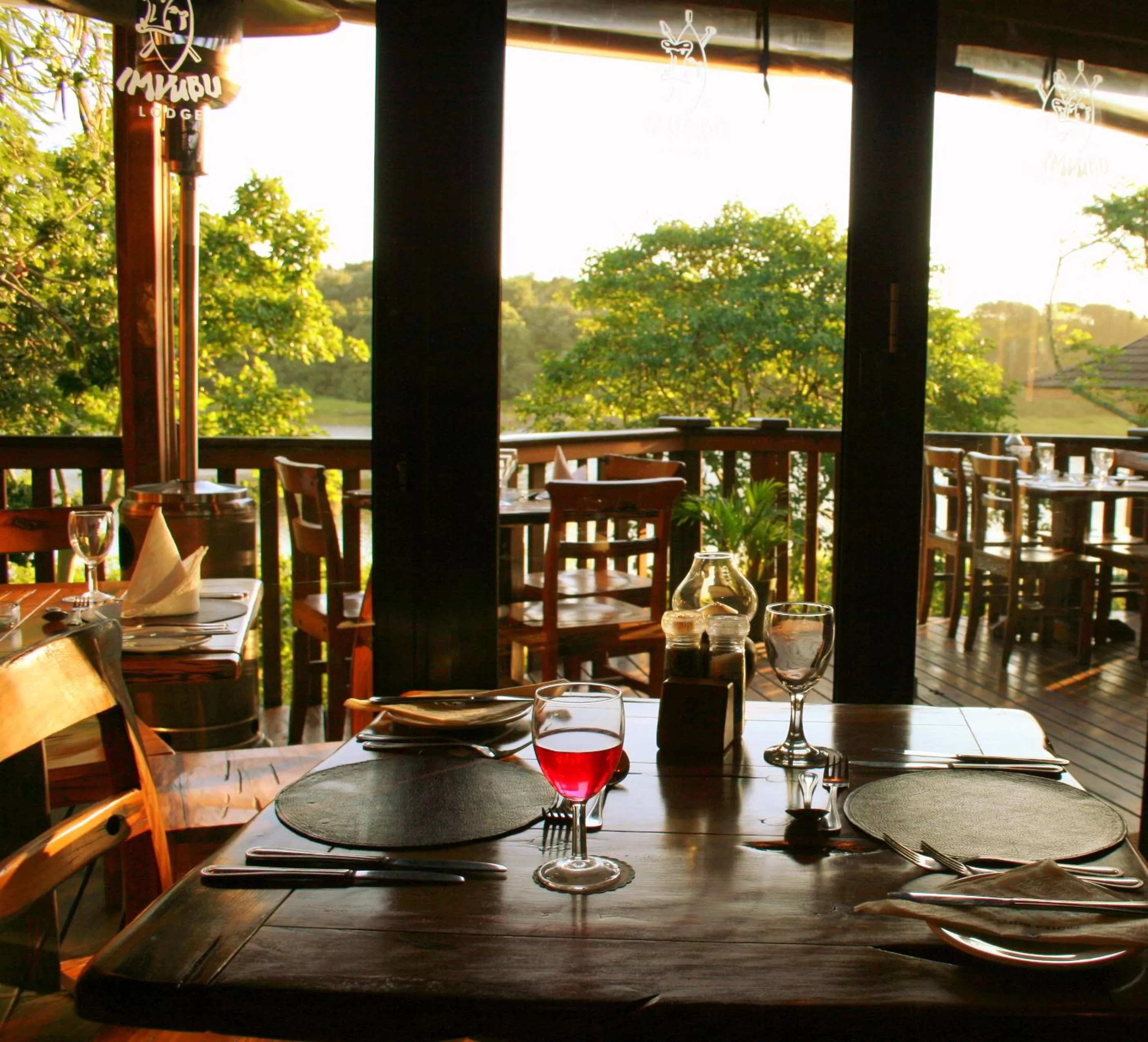 Restaurant/Places to Eat in Imvubu Lodge