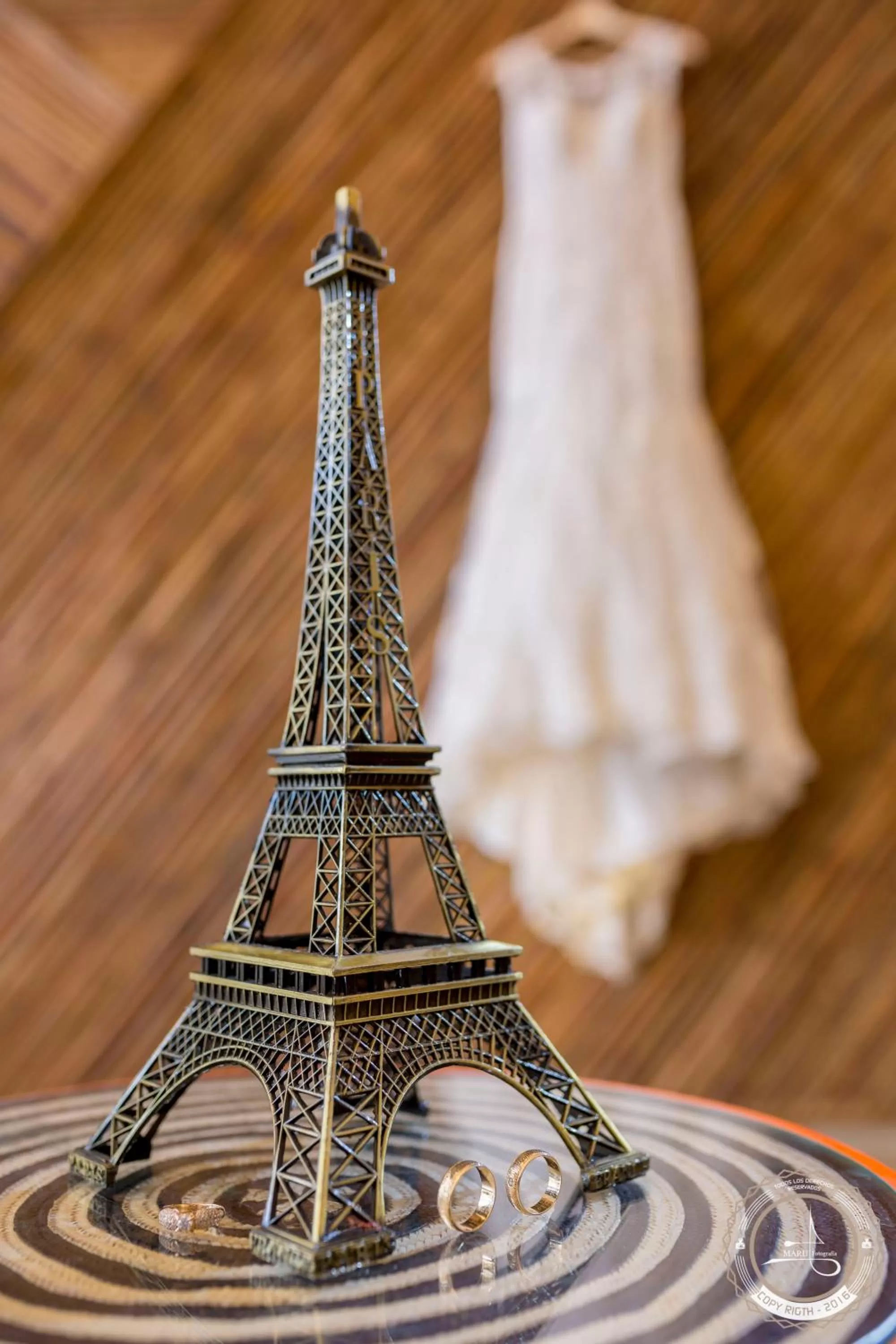 Logo/Certificate/Sign in Mercure Santa Marta Emile