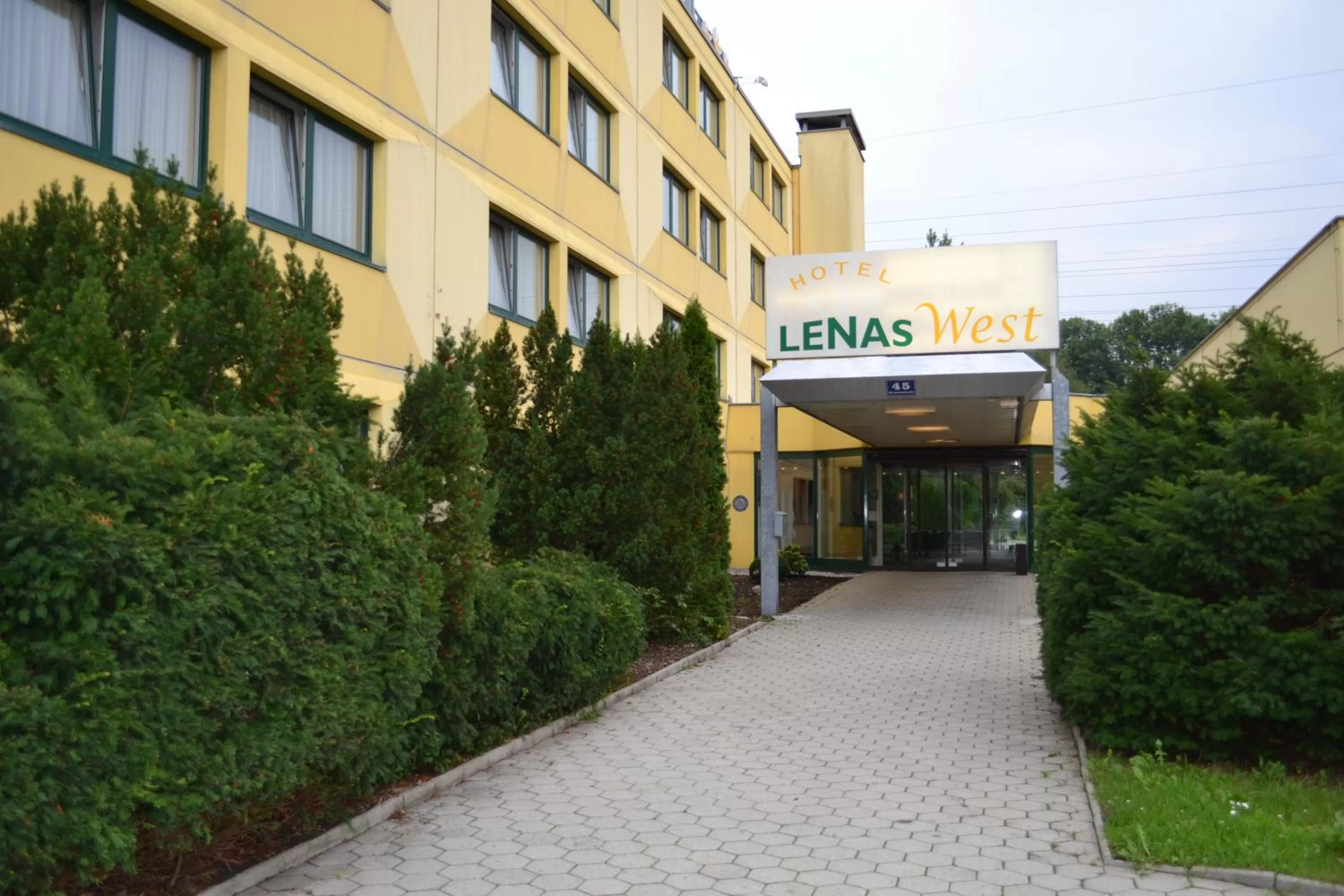 Facade/entrance, Property Building in Lenas West Hotel