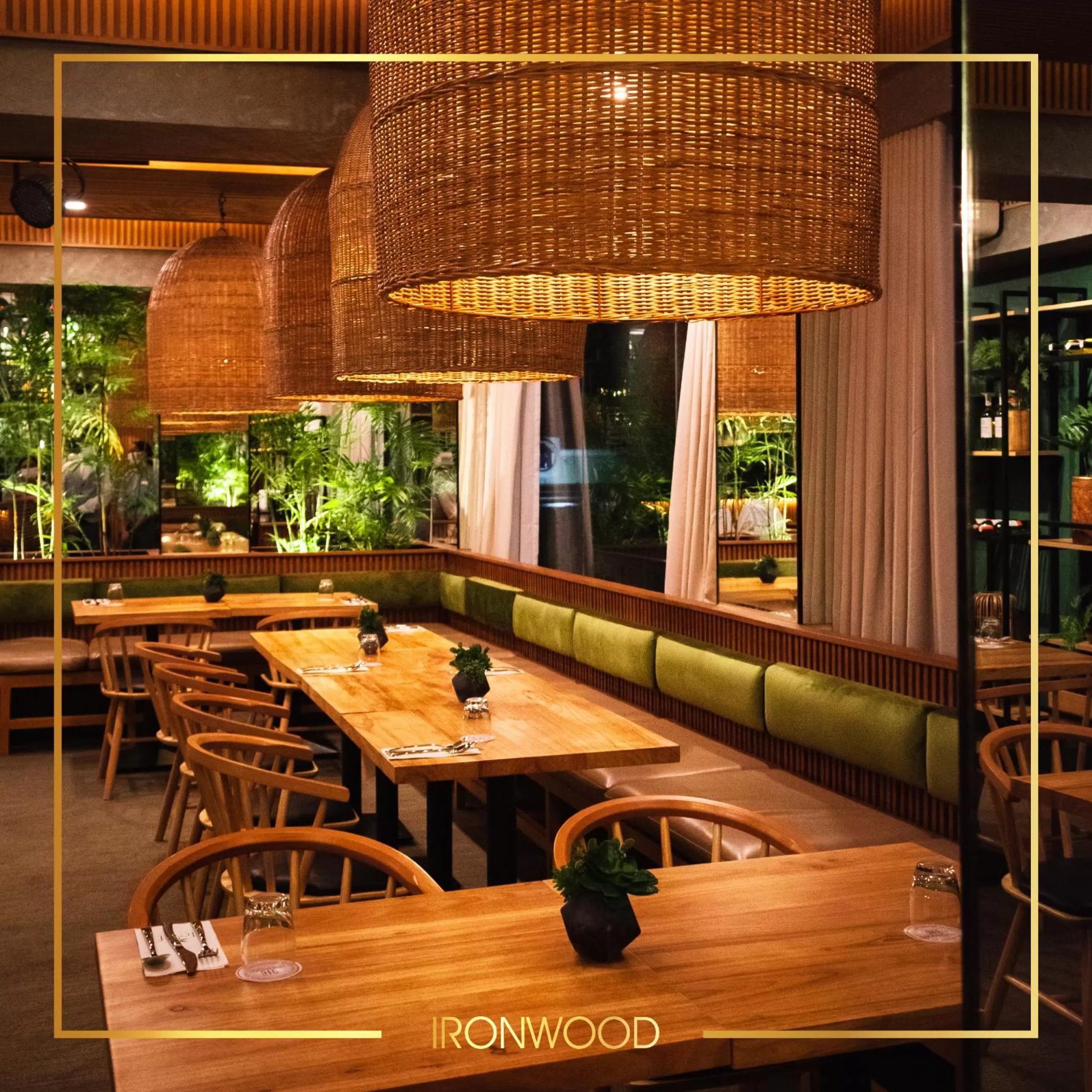 Restaurant/places to eat in Ironwood Hotel