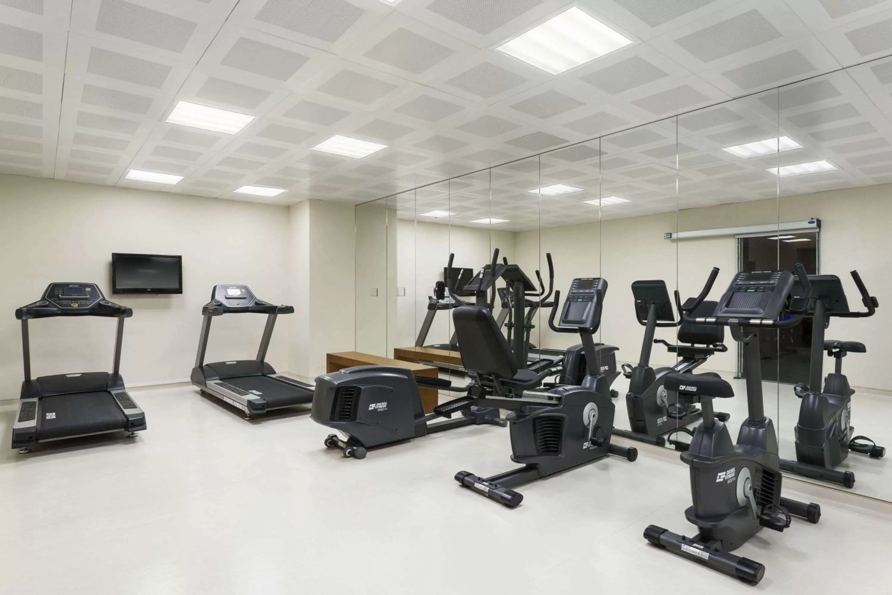 Fitness centre/facilities in Ramada Encore by Wyndham Izmir