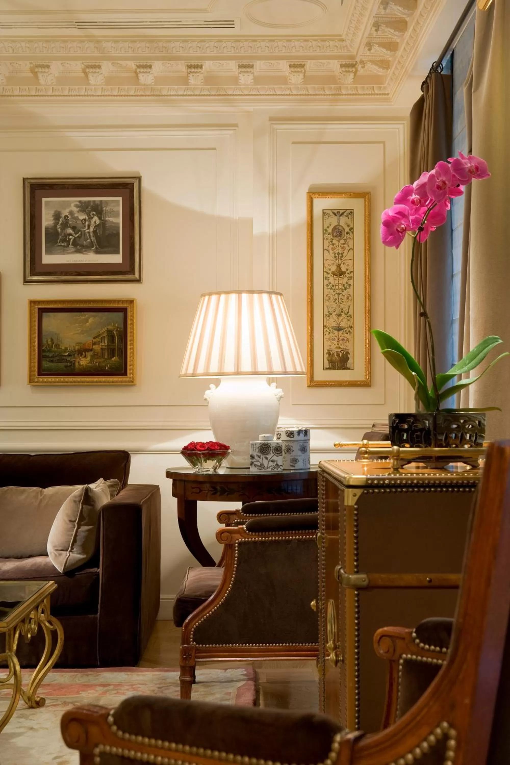 Lobby or reception in Francois 1er