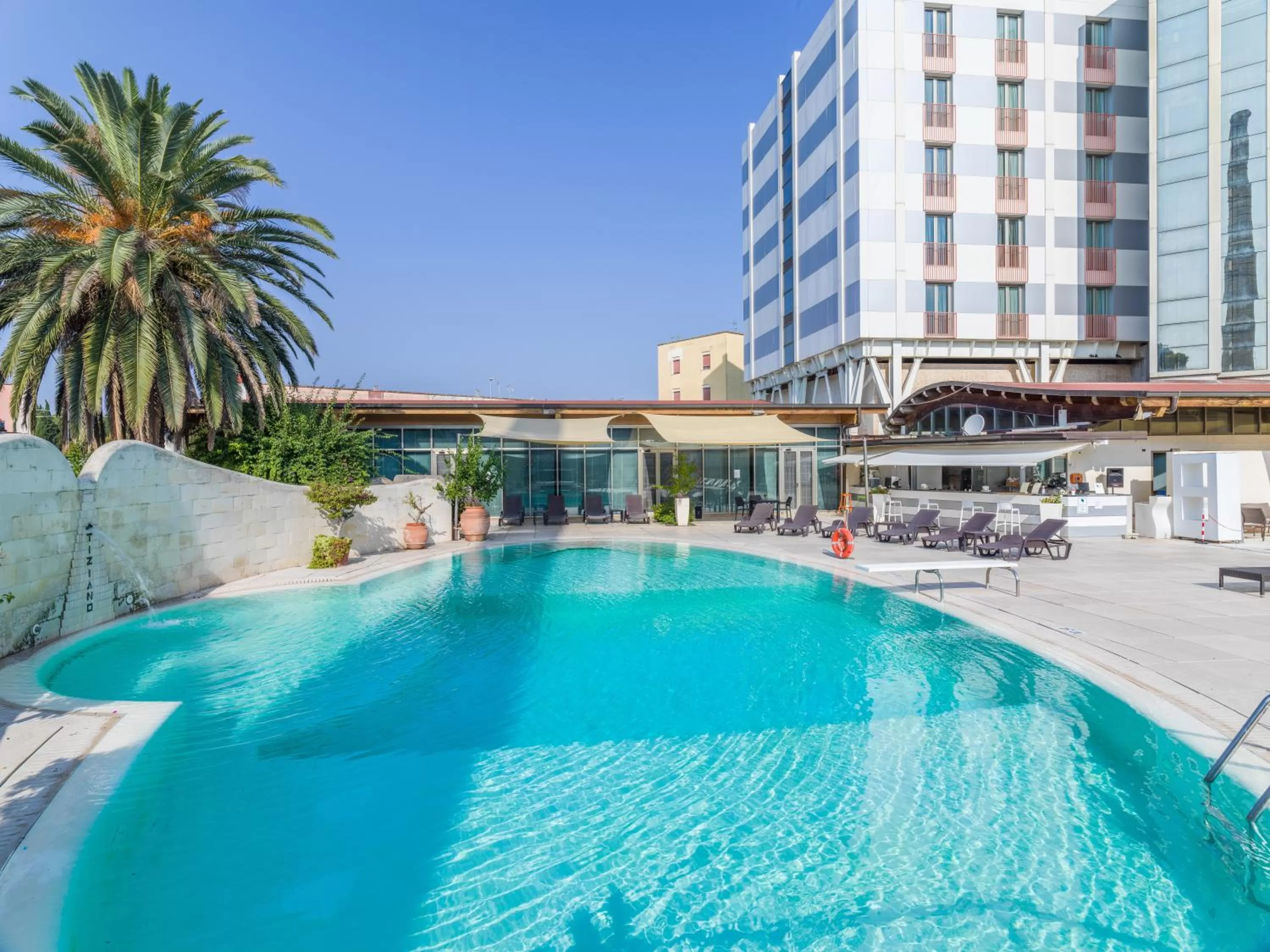 Swimming pool in Grand Hotel Tiziano E Dei Congressi