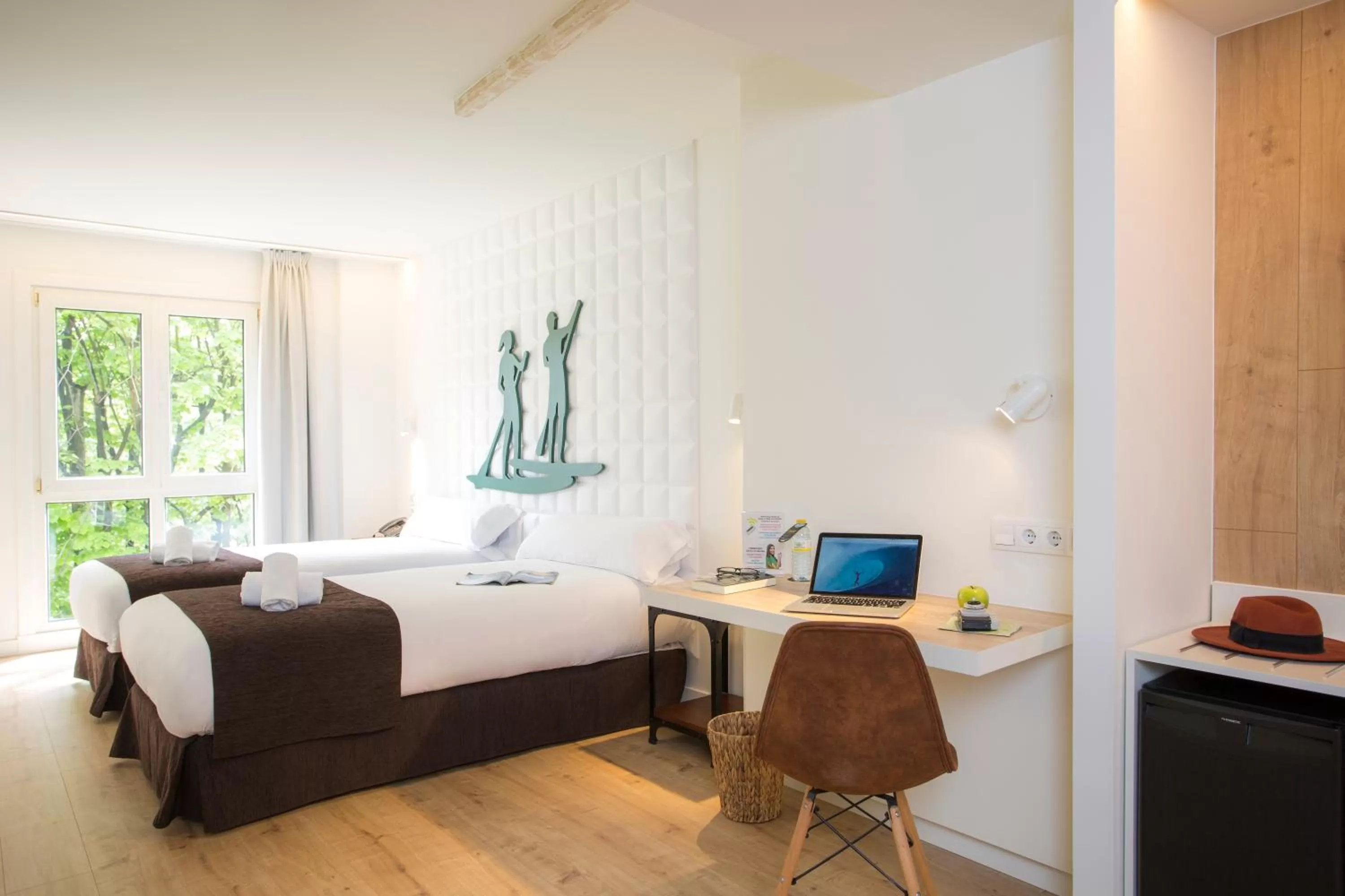 Photo of the whole room, Bed in Casual de las Olas San Sebastián