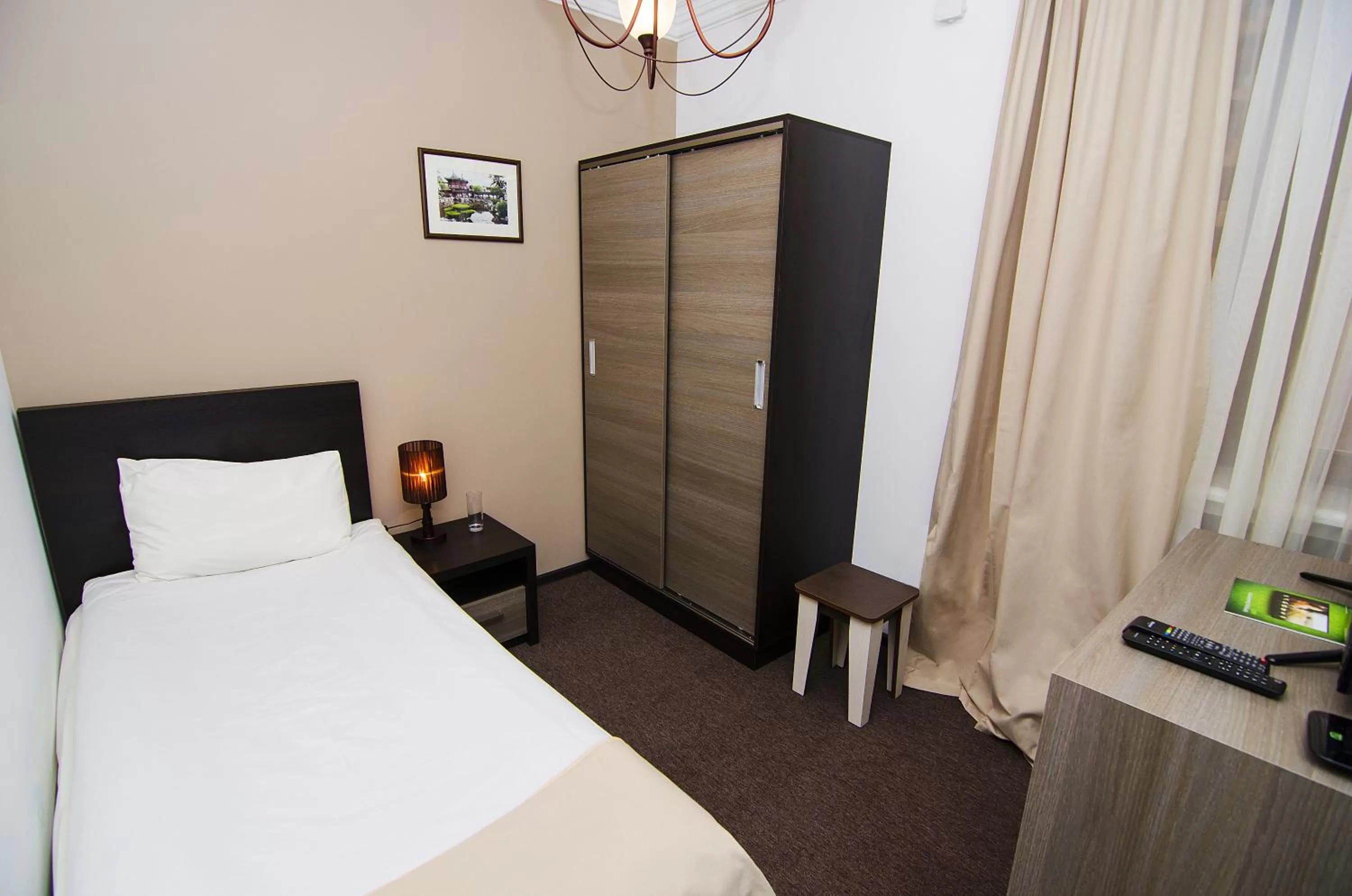 Standard Single Room in City Centre Hotel By Picnic