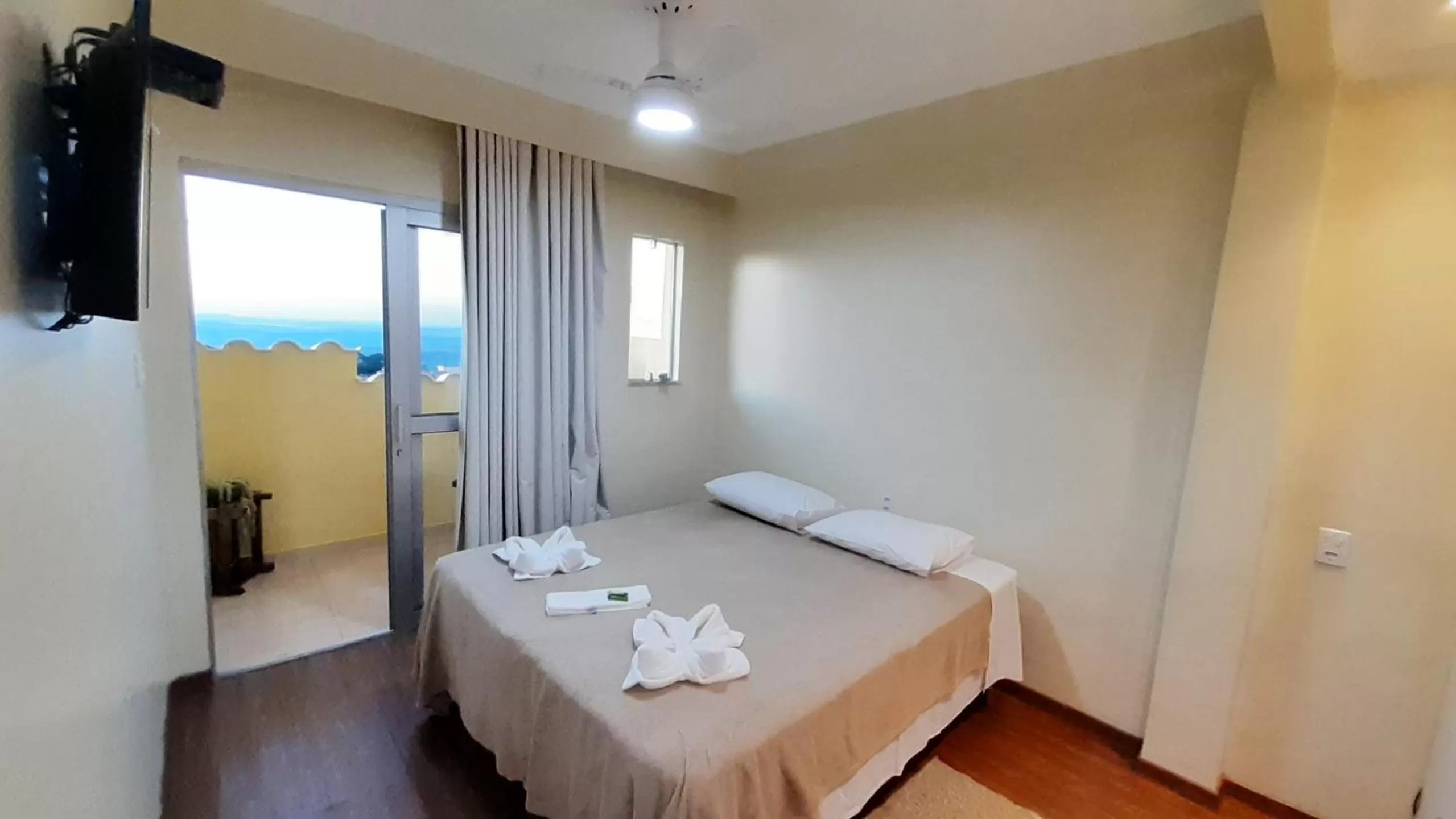 Bed in Pousada Reino Encantado - São Thomé das Letras - Minas Gerais