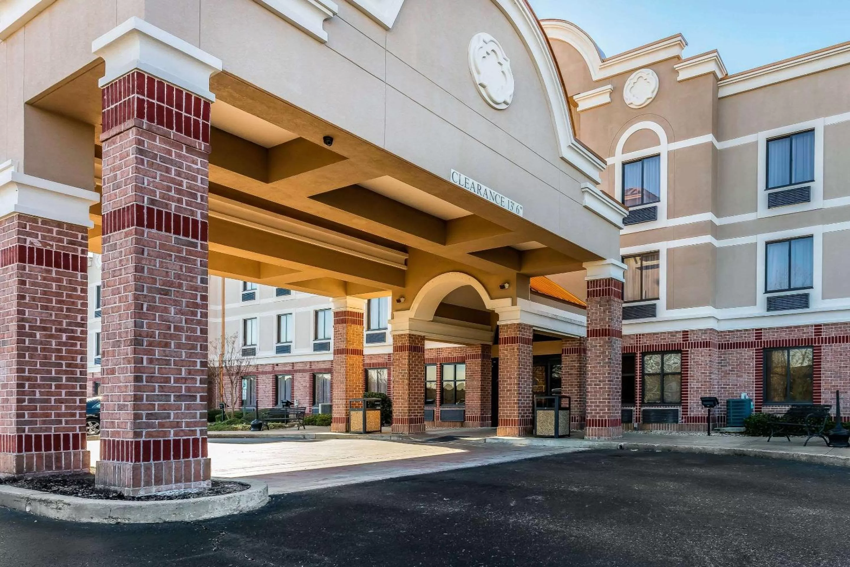Property building in Comfort Inn & Suites Airport-American Way
