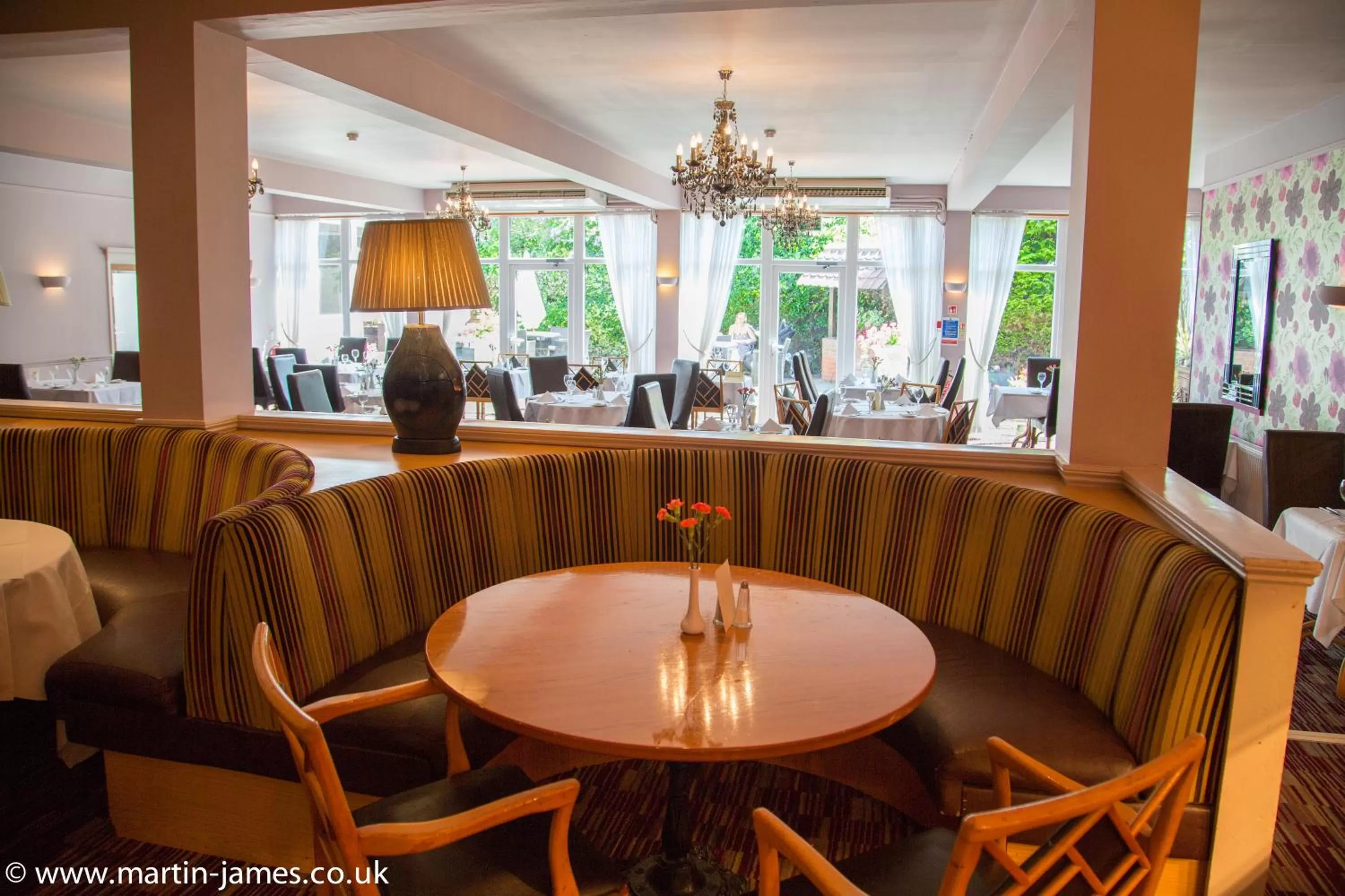 Restaurant/Places to Eat in Best Western Brook Hotel