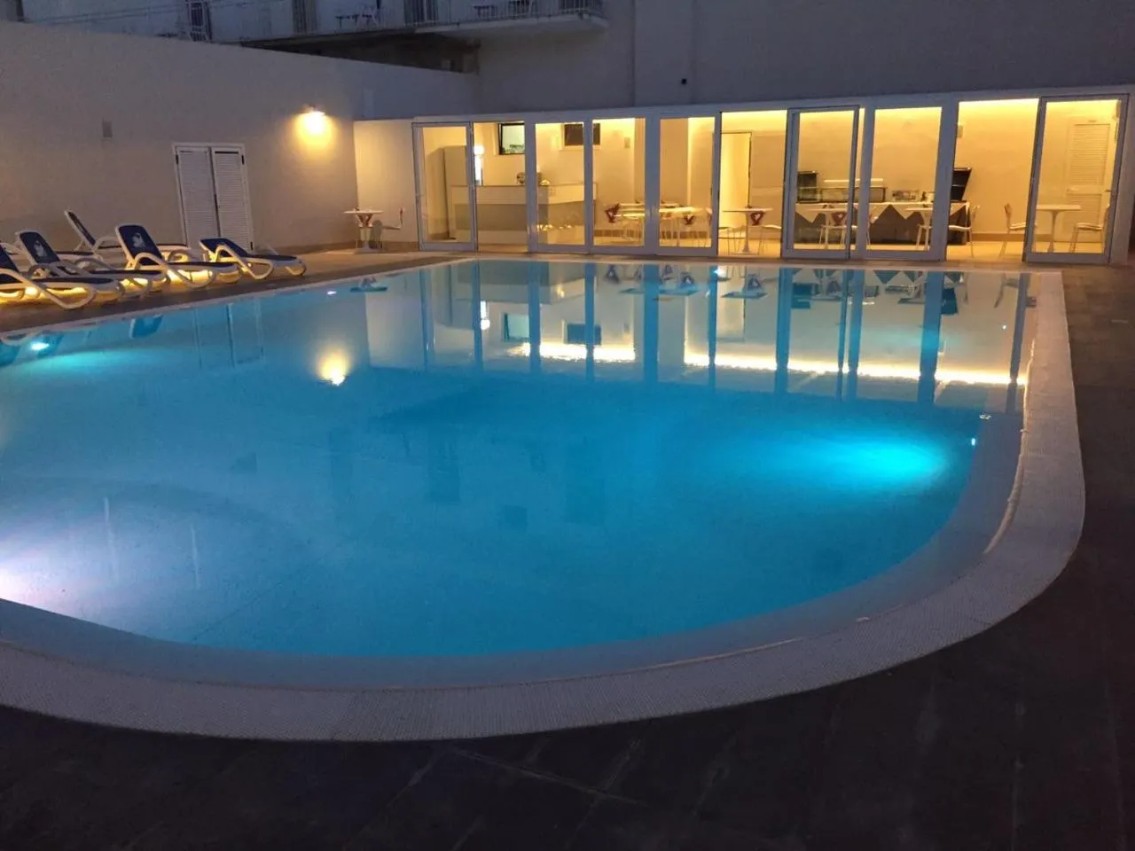 Pool view in Hotel Miramare