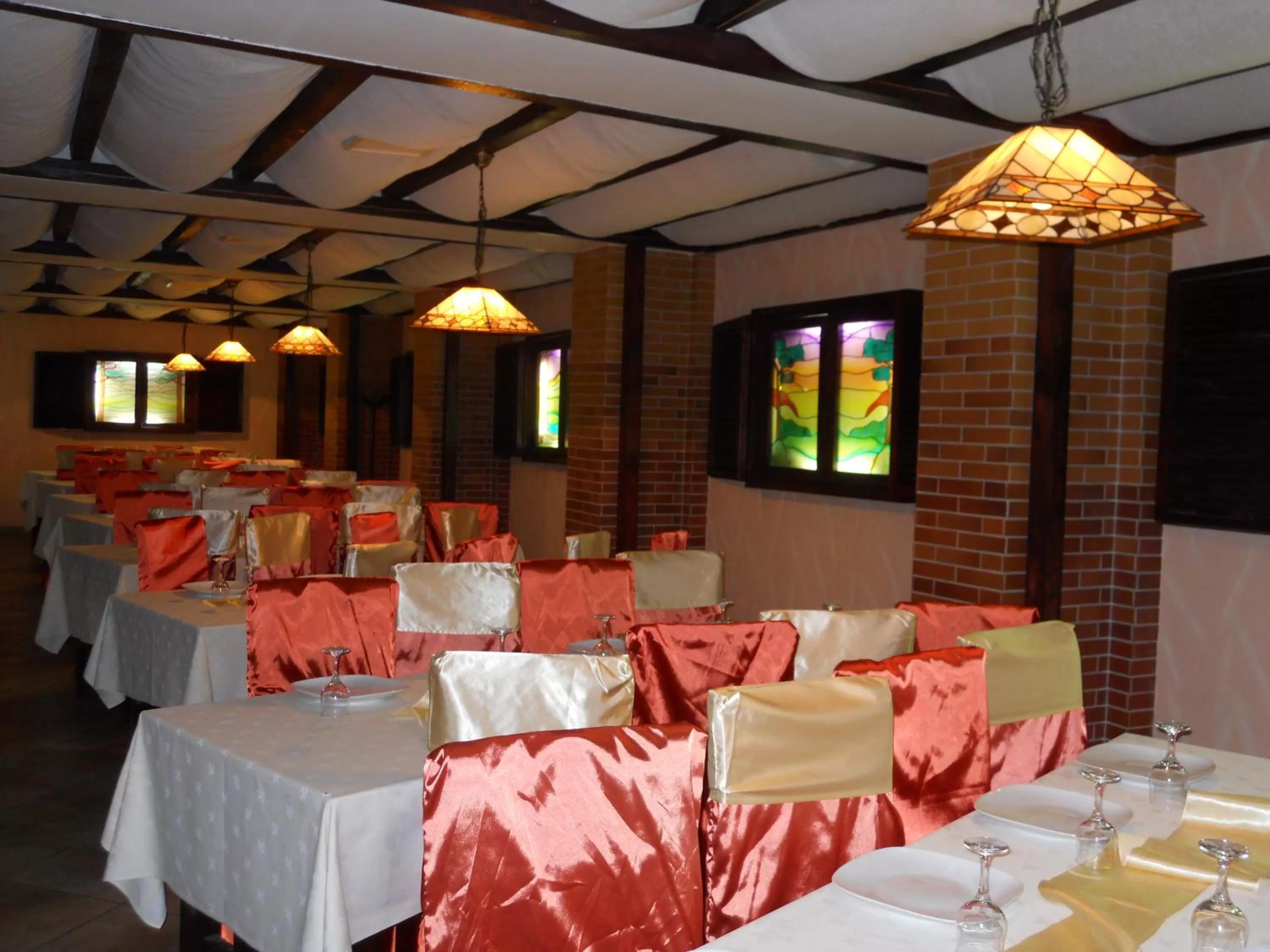 Banquet/Function facilities, Restaurant/Places to Eat in Hotel Bistrita