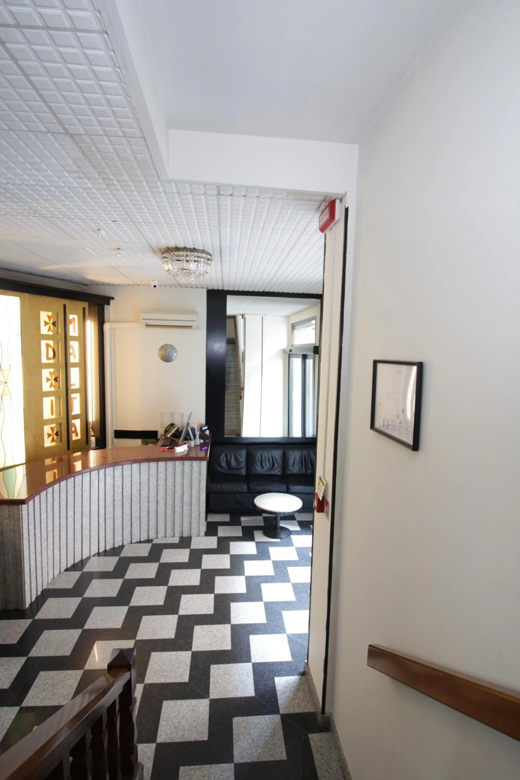 Lobby or reception in Hotel Croce Di Malta