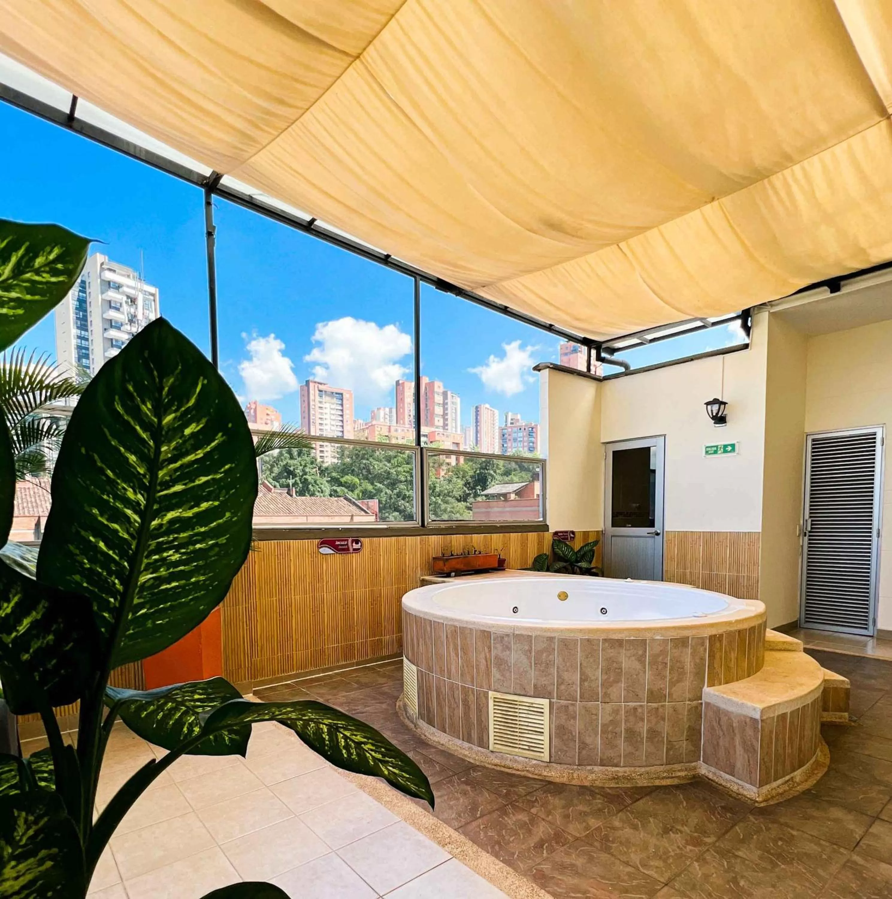 Hotel Florencia Plaza