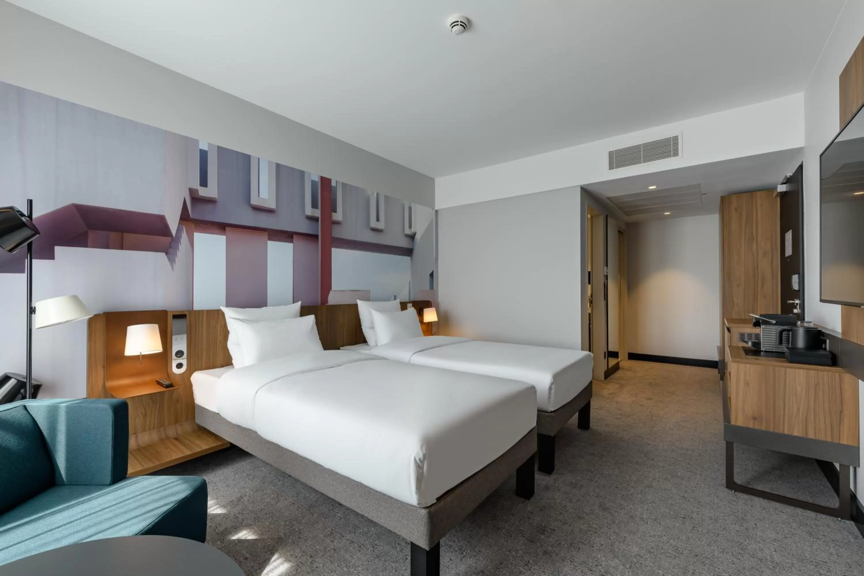 Bed in Novotel Regensburg Zentrum