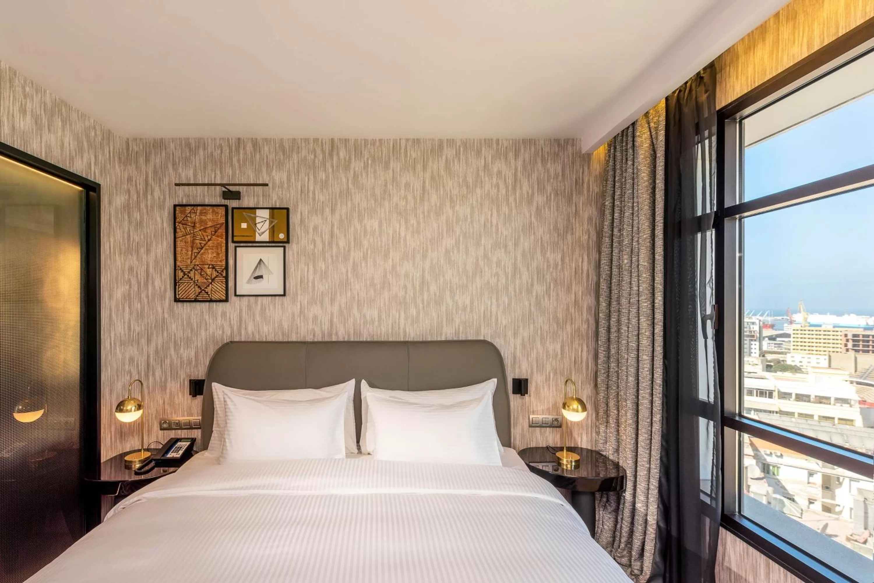 Photo of the whole room, Bed in Radisson Blu Hotel Casablanca City Center