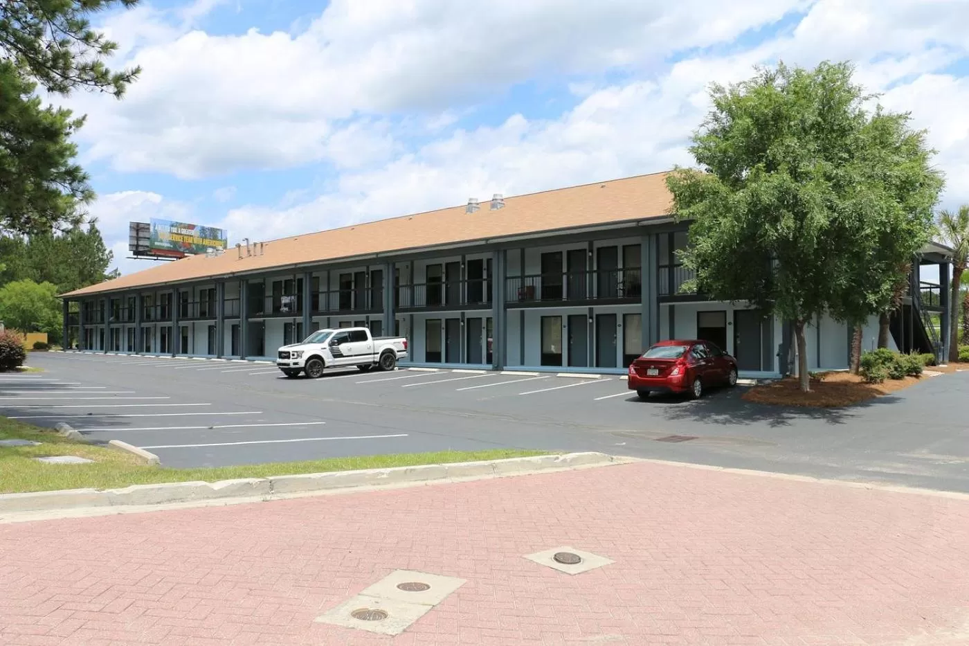 Property building in Baymont by Wyndham Ridgeland I-95