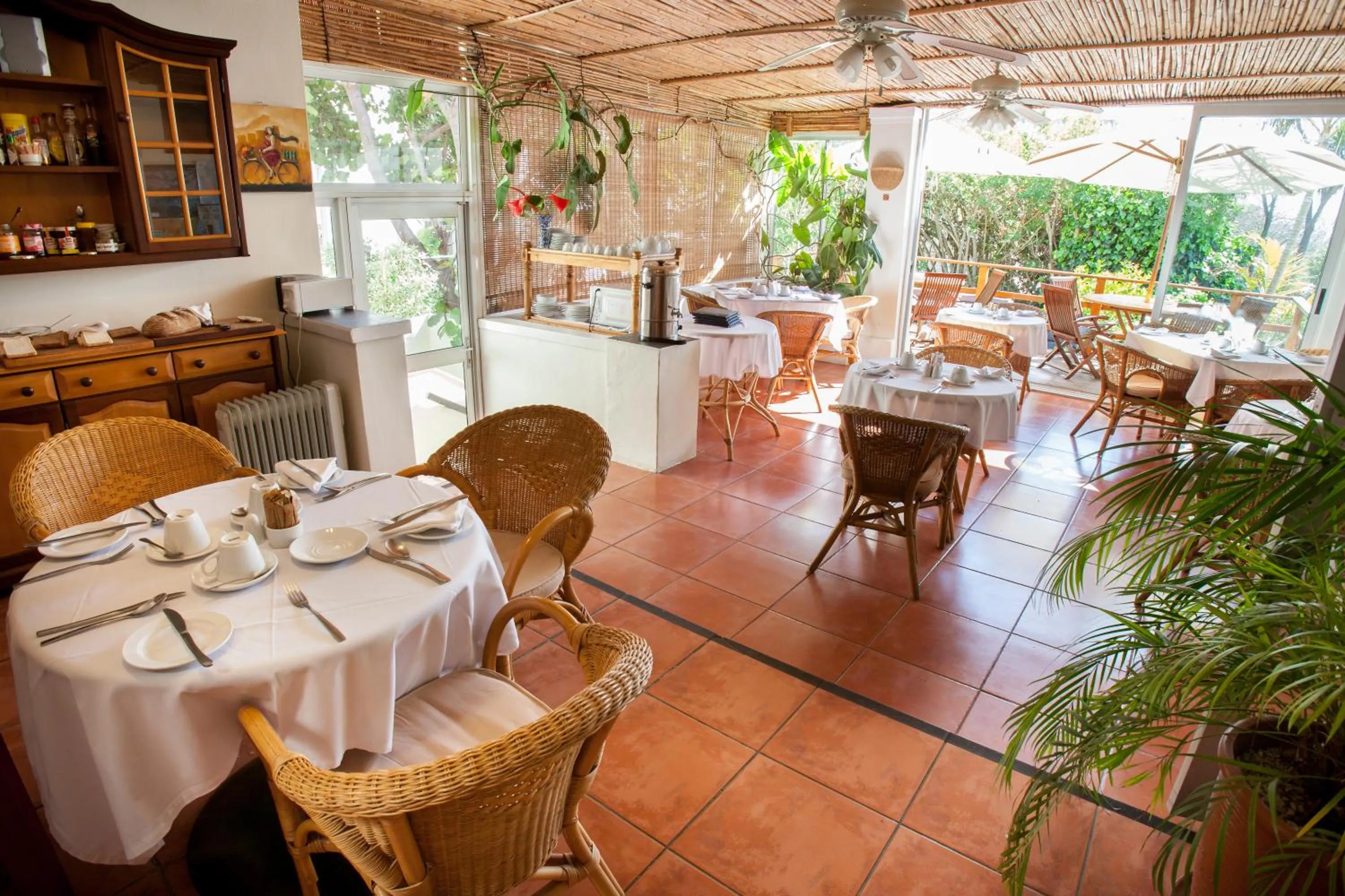 Continental breakfast in Brenwin Guest House