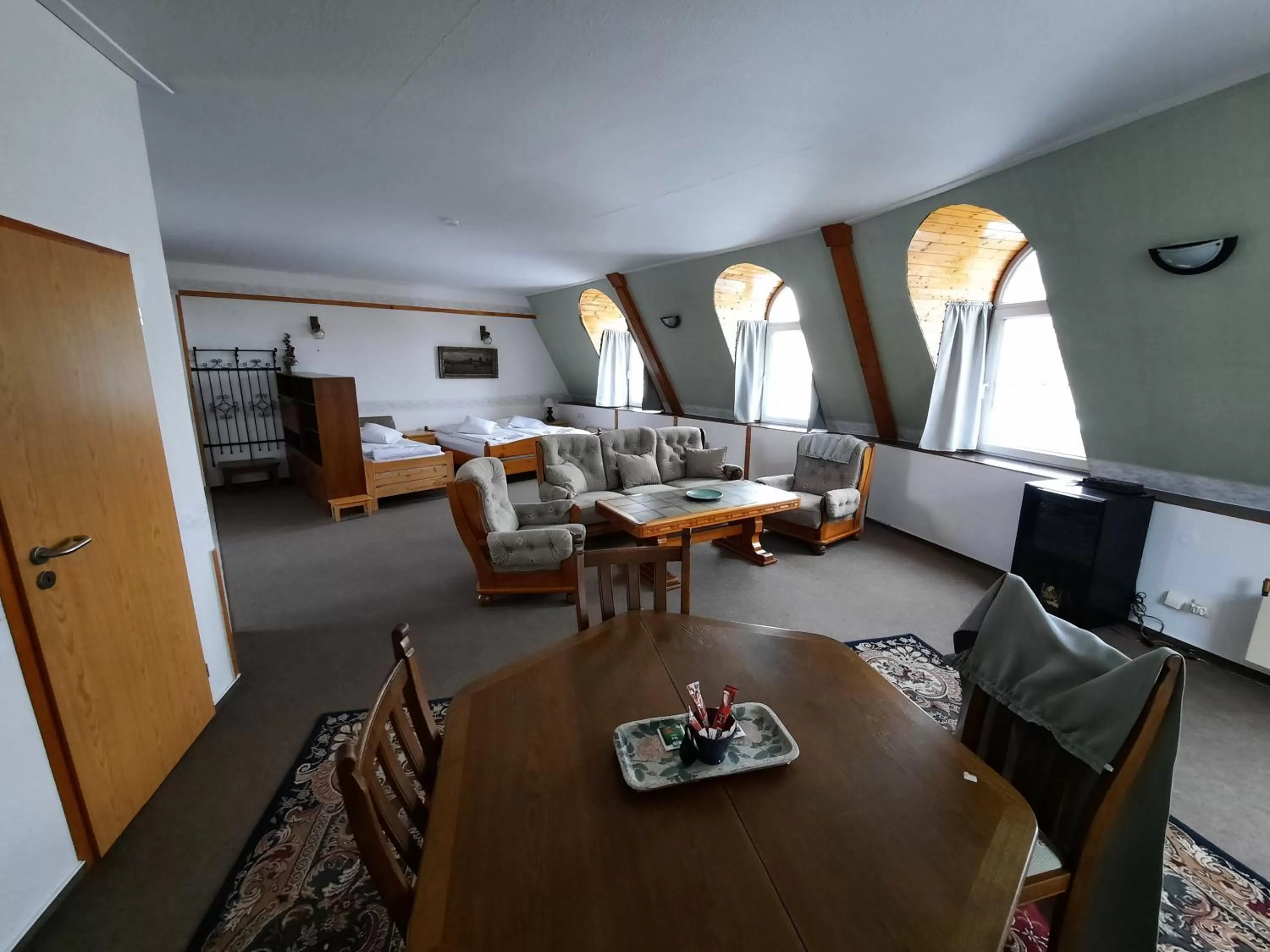 Restaurant/Places to Eat in Hotel Koruna