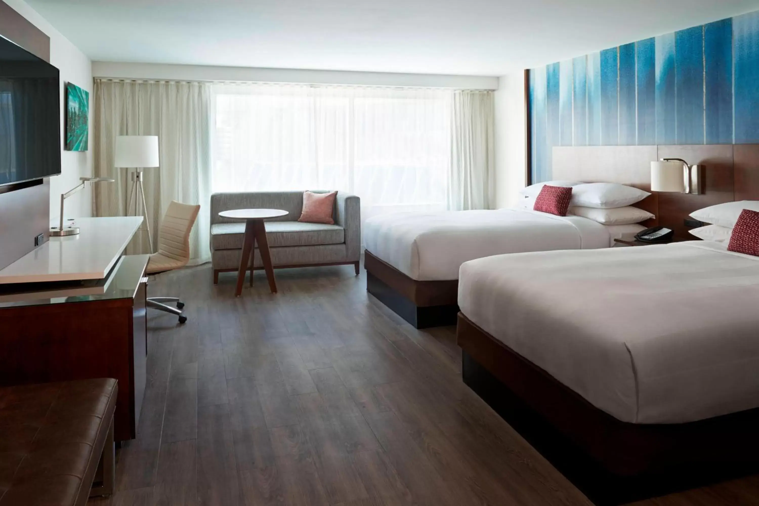 Concierge level, Guest room, 2 Double, City view in Toronto Marriott City Centre Hotel Concierge level, Guest room, 2 Double, City view in Toronto Marriott City Centre Hotel