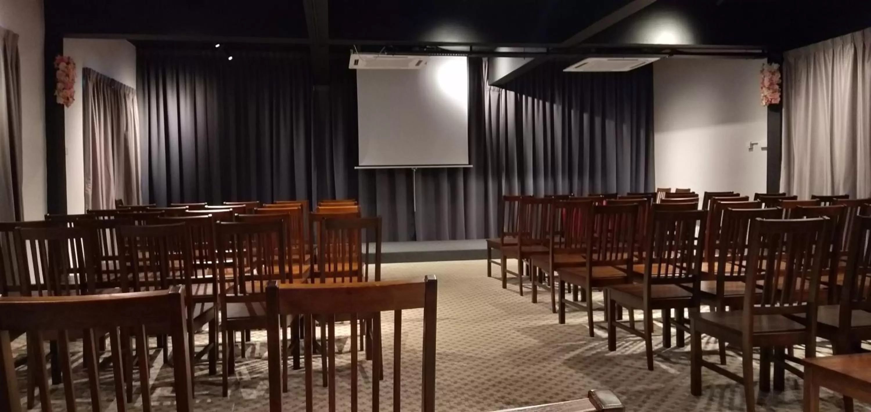 THE WOOD BOUTIQUE HOTEL