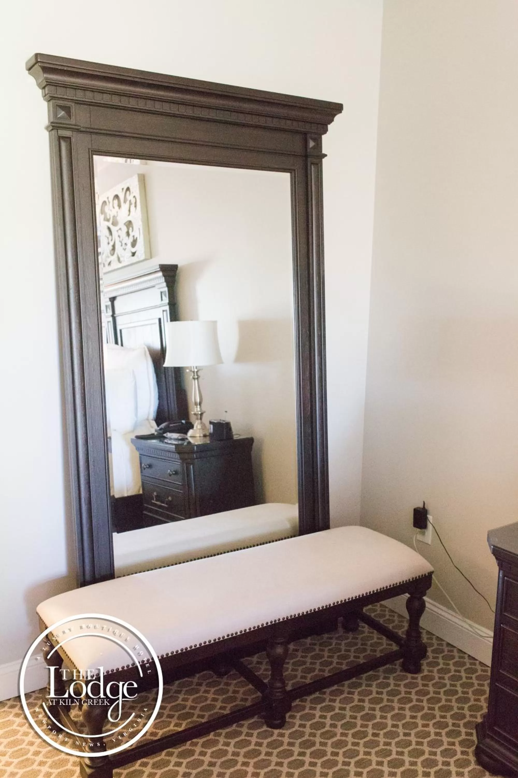 Seating area in The Lodge at Kiln Creek Resort