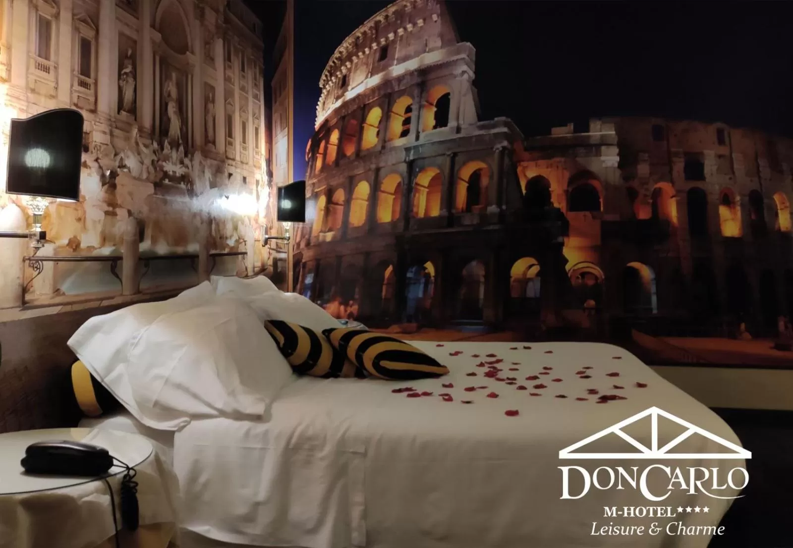 Bed in Hotel Don Carlo
