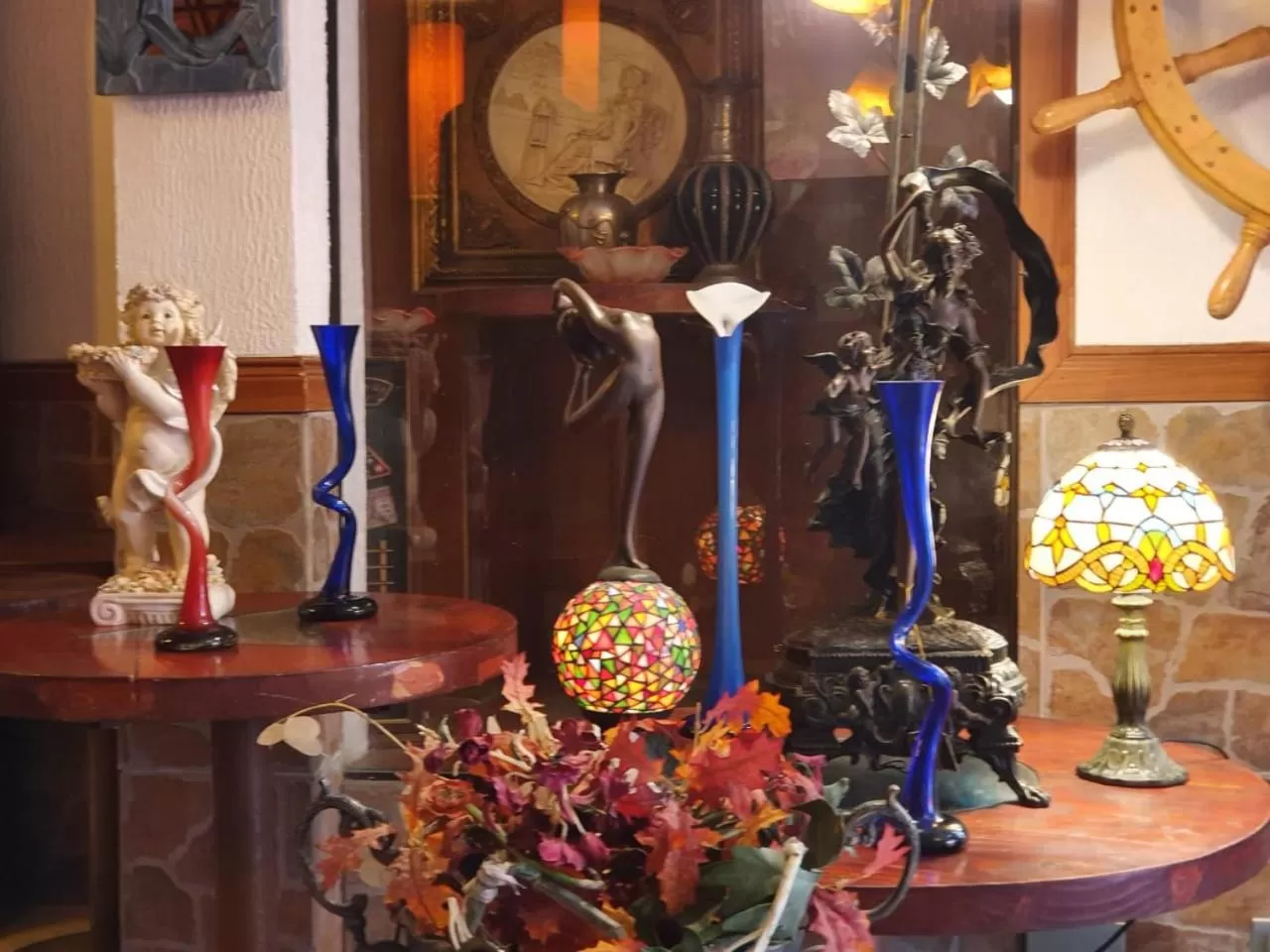 Decorative detail in Nubes Hotel