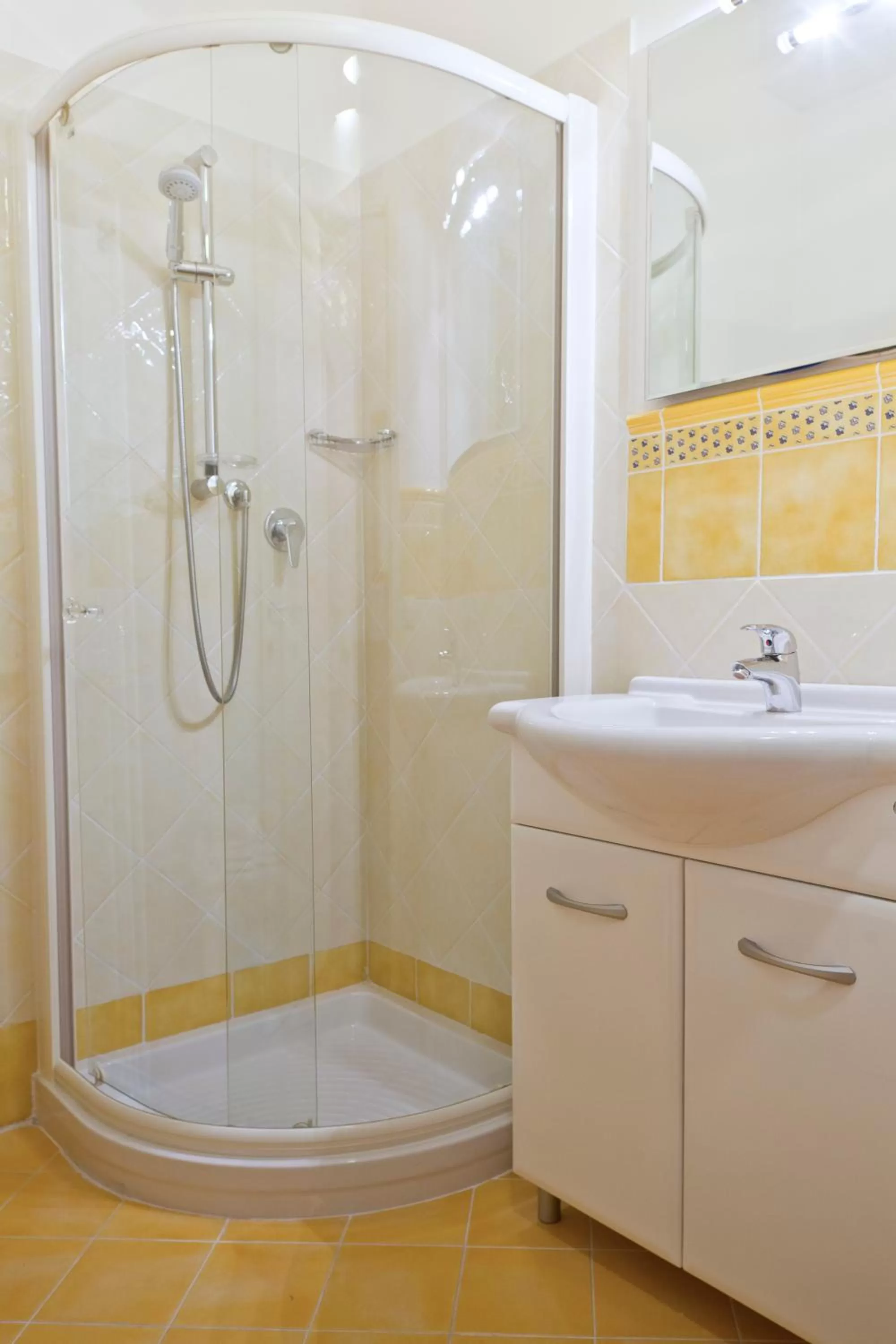 Bathroom in Exclusive Aparthotel La Reunion