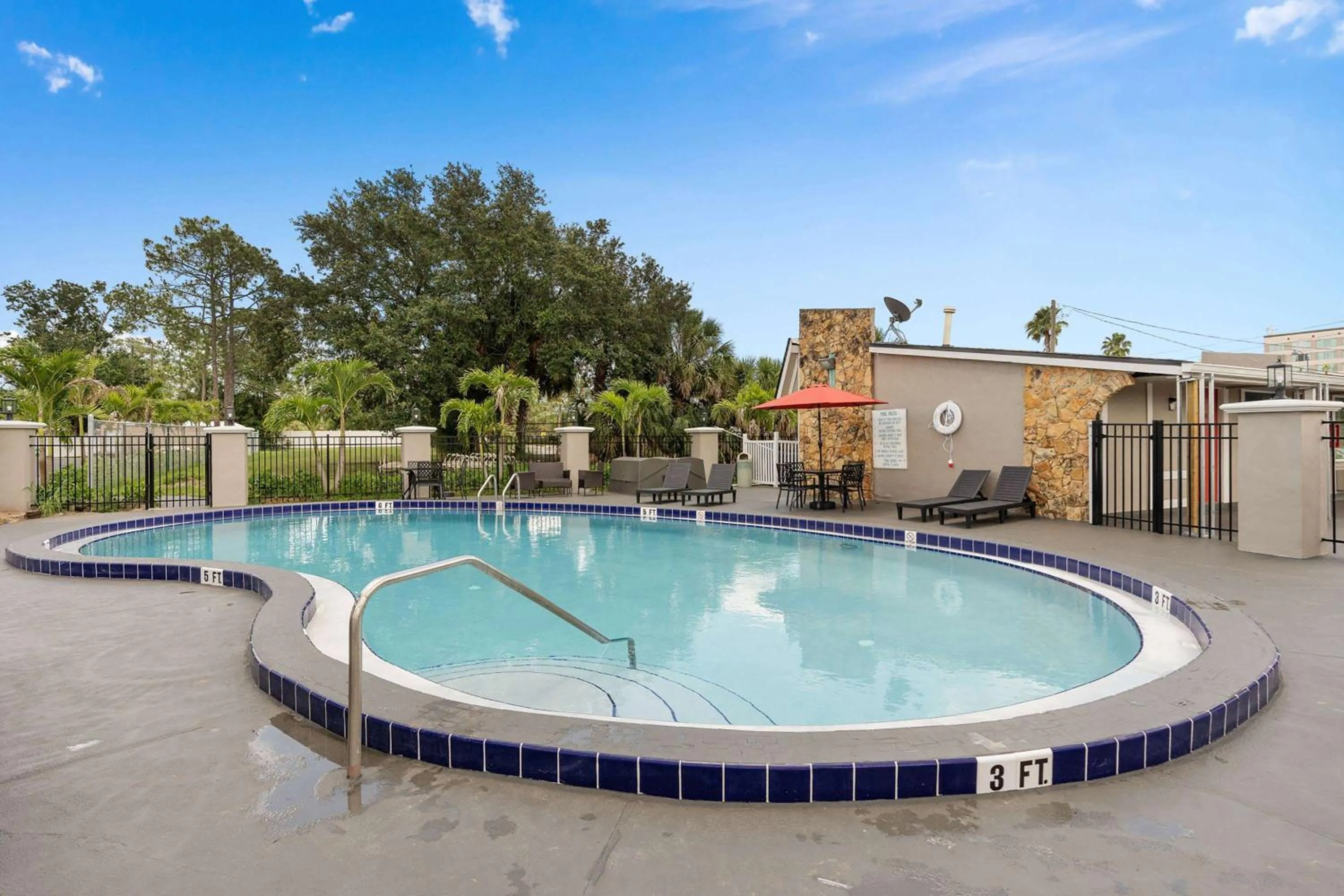 Pool view in Super 8 by Wyndham Kissimmee-Orlando