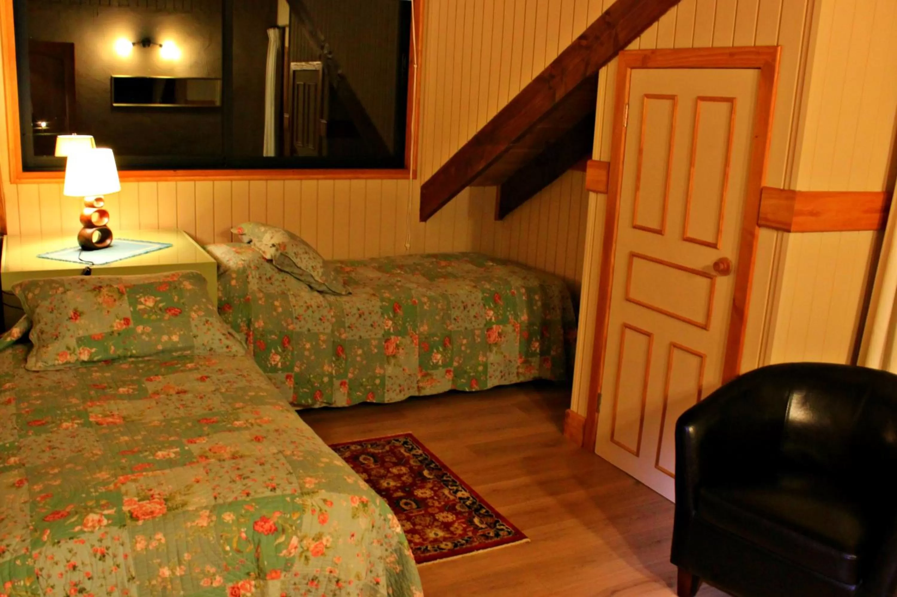 Bed in Hotel Salto del Carileufu