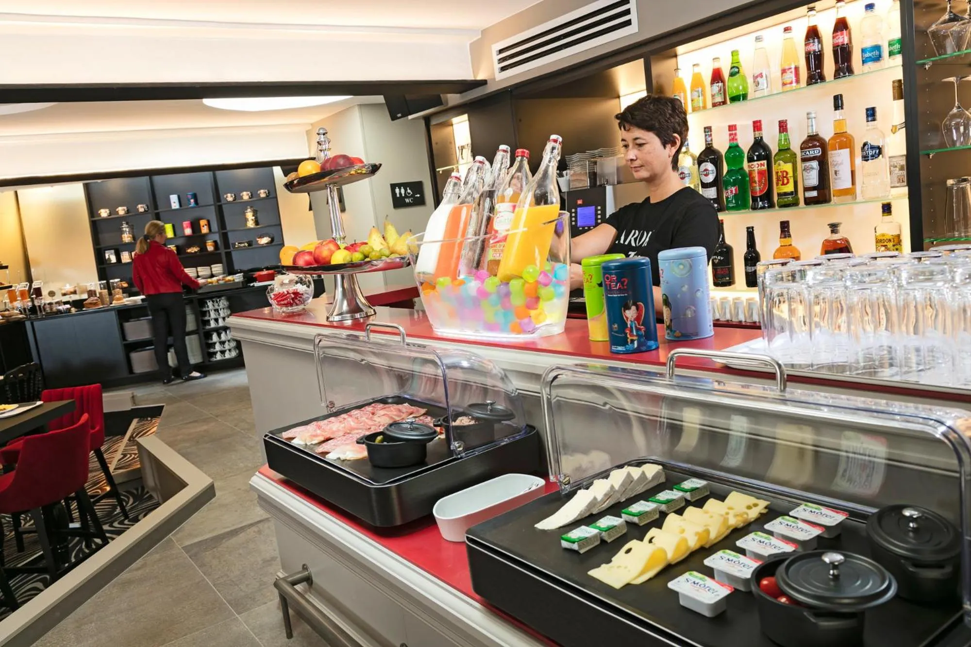 Breakfast in Hotel Arok