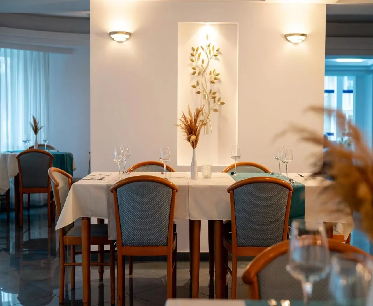 Breakfast in Hotel Excelsior By TimHotels