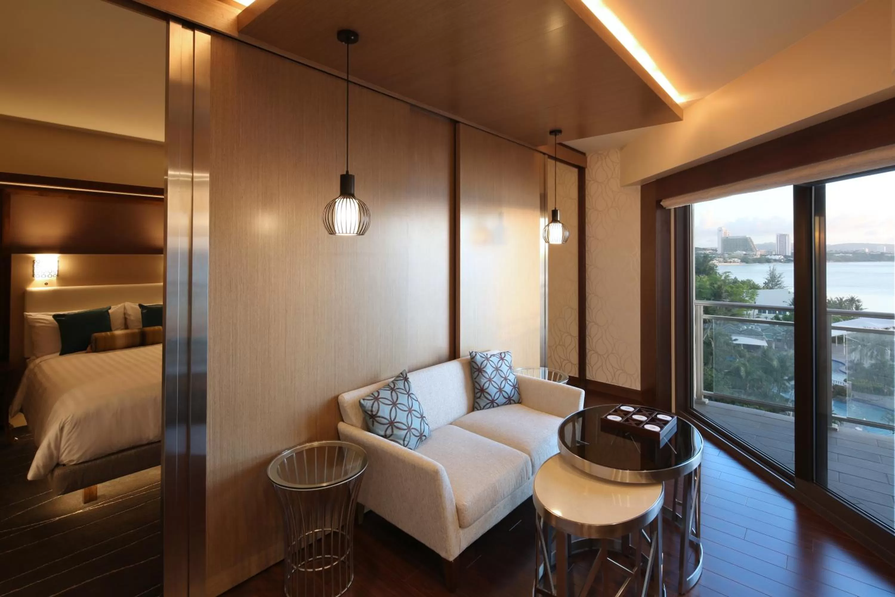 Seating area, Bed in Dusit Thani Guam Resort