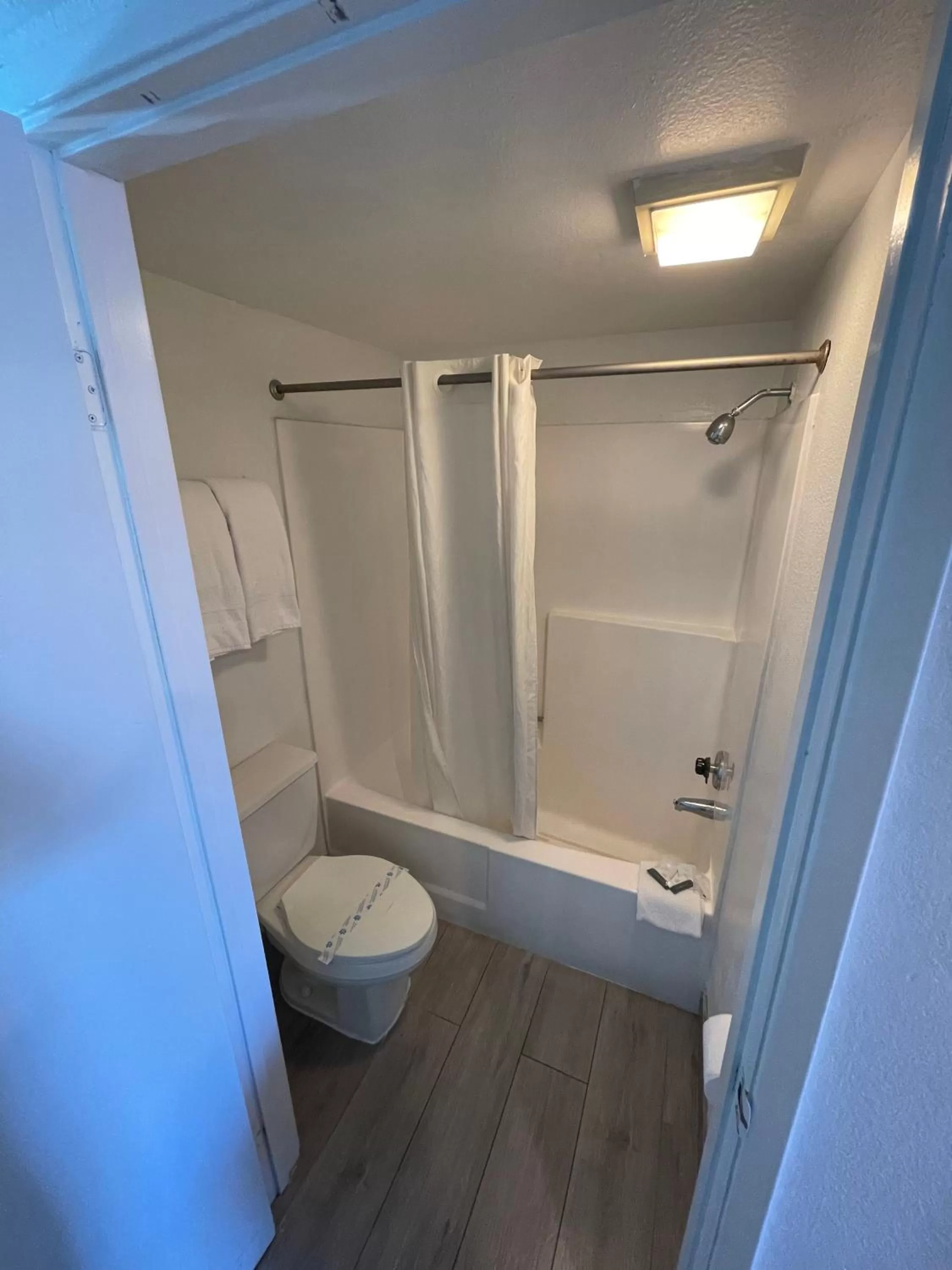 Bathroom in Hotel Milagro