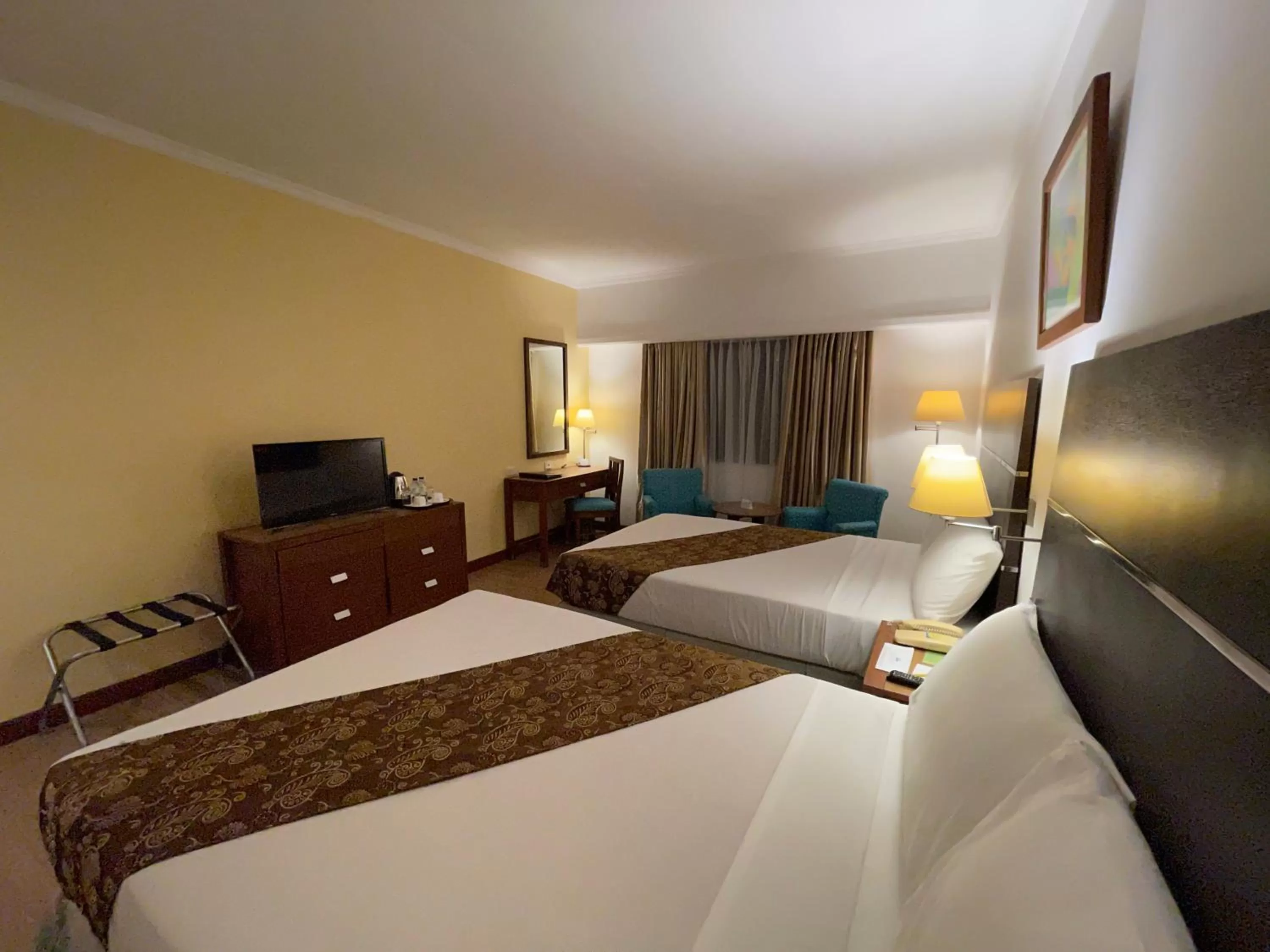 Bed in Days Hotel by Wyndham Iloilo